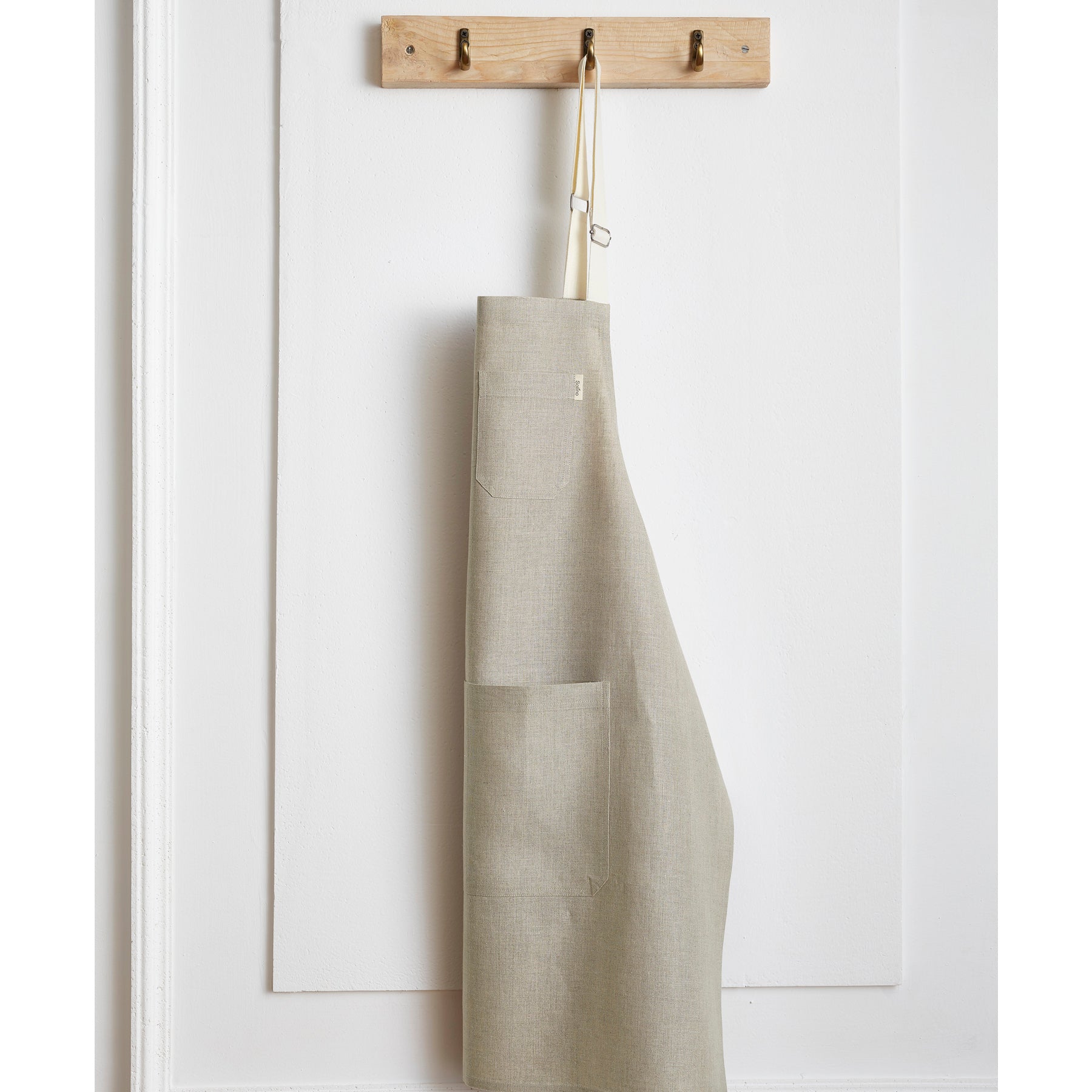 Premium Linen Apron for Cooking, Baking & Grilling - Durable & Stylish Kitchen Apron for Chefs & Home Cooks - Perfect for BBQ, Baking & Crafting