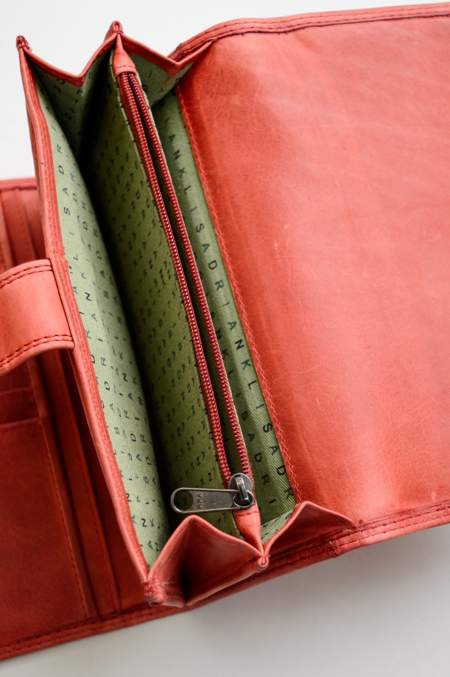 Adrian Klis 105 Women's Leather Wallet Light Red - Slim RFID Blocking Bifold Wallet for Everyday Use & Travel