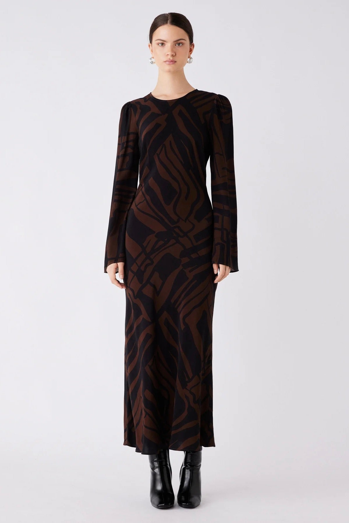 District Chocolate Print Long Sleeve Maxi Dress - Elegant Floral Pattern Women's Casual Dress for Fall, Date Night & Special Occasions