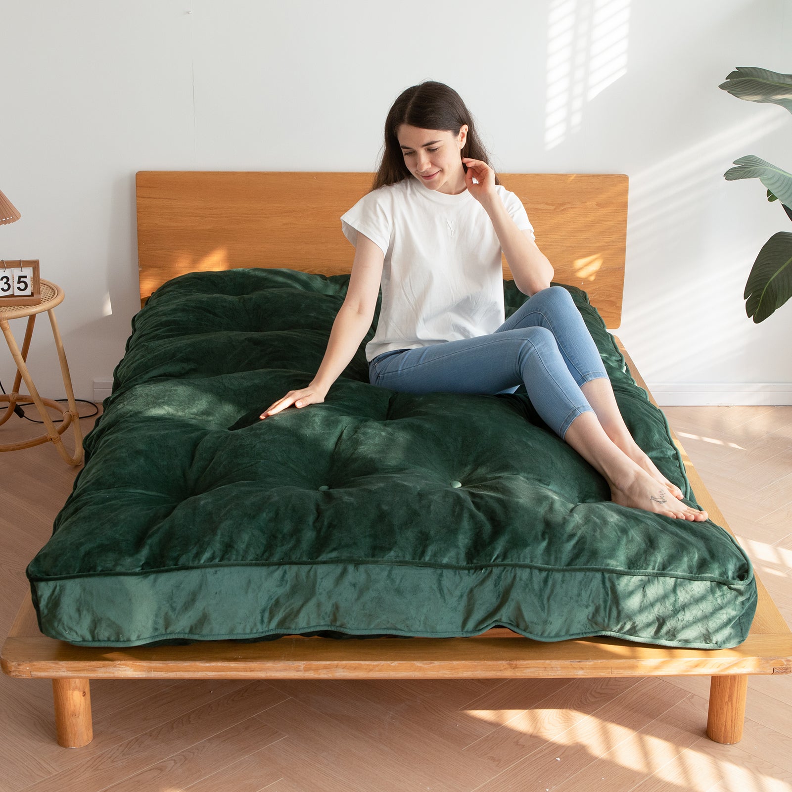 MAXYOYO 6-Inch Velvet Futon Mattress for Sofa Bed - Green (Mattress Only) | Comfortable & Space-Saving for Small Apartments, Guest Rooms & Dorm Living