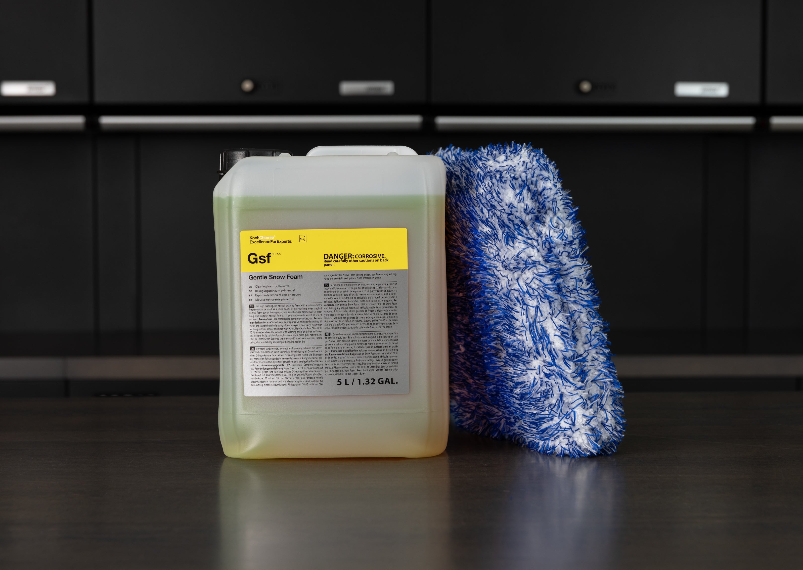 Koch Chemie GSF Gentle Snow Foam - Premium pH-Neutral Car Wash Snow Foam for Foam Cannon & Pressure Washer - Perfect for Detailing, Ceramic Coating & Winter Car Care
