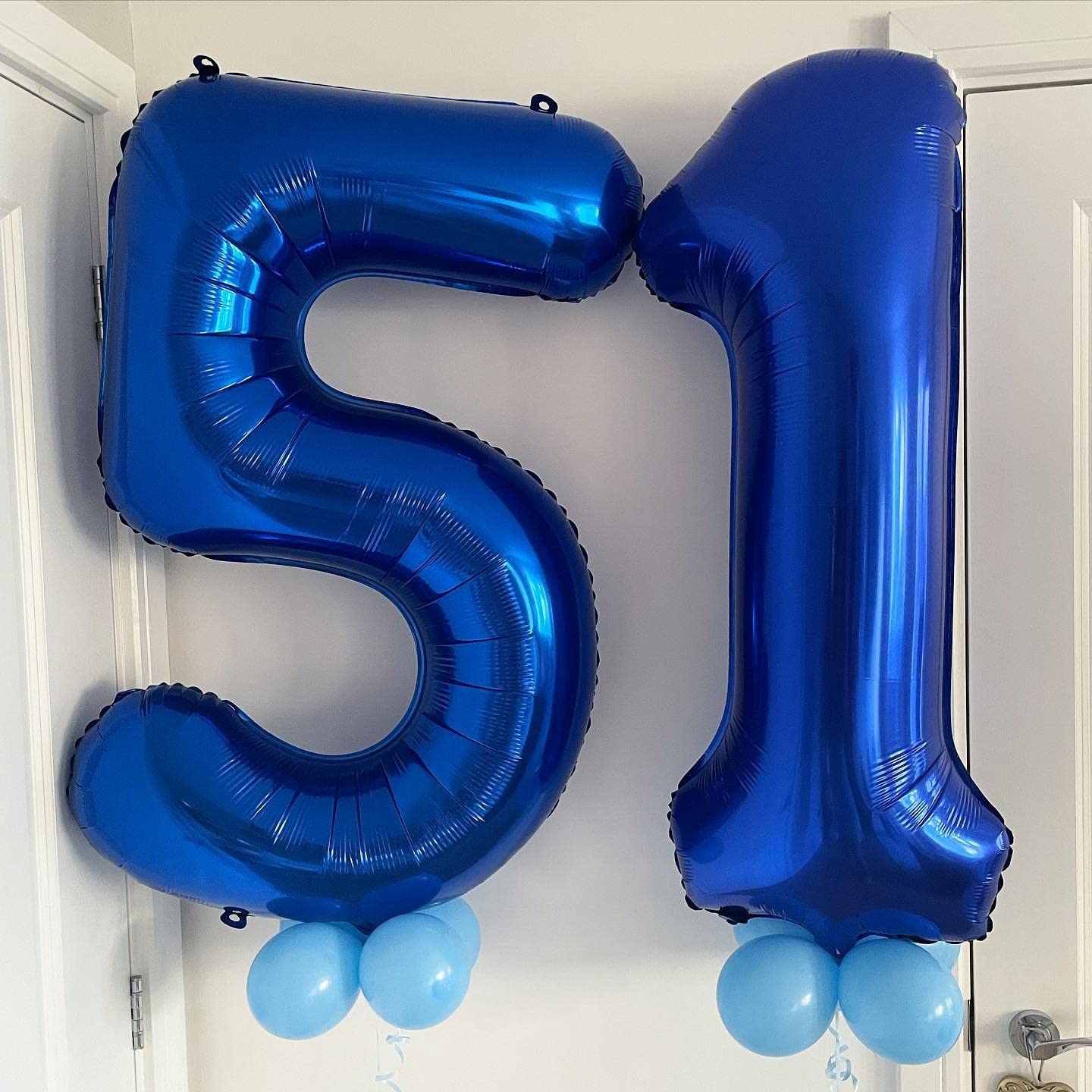 40 Inch Navy Blue 15 Number Balloons - Giant Jumbo Foil Mylar Helium Balloons for Birthday Party Decorations - Perfect for 15th Birthday, Anniversary, Graduation & Special Events Decor