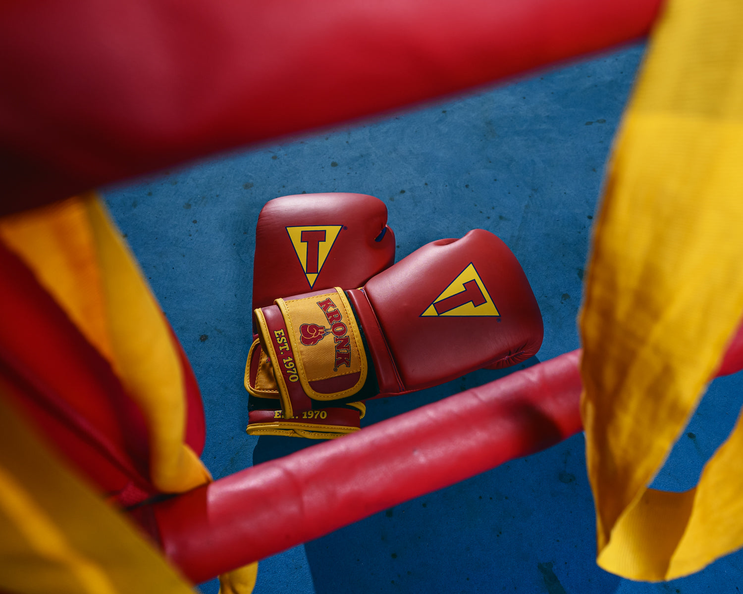 KRONK Boxing Gym Professional Leather Training & Sparring Gloves for Men & Women - Perfect for Boxing, MMA, Kickboxing, and Fitness Training