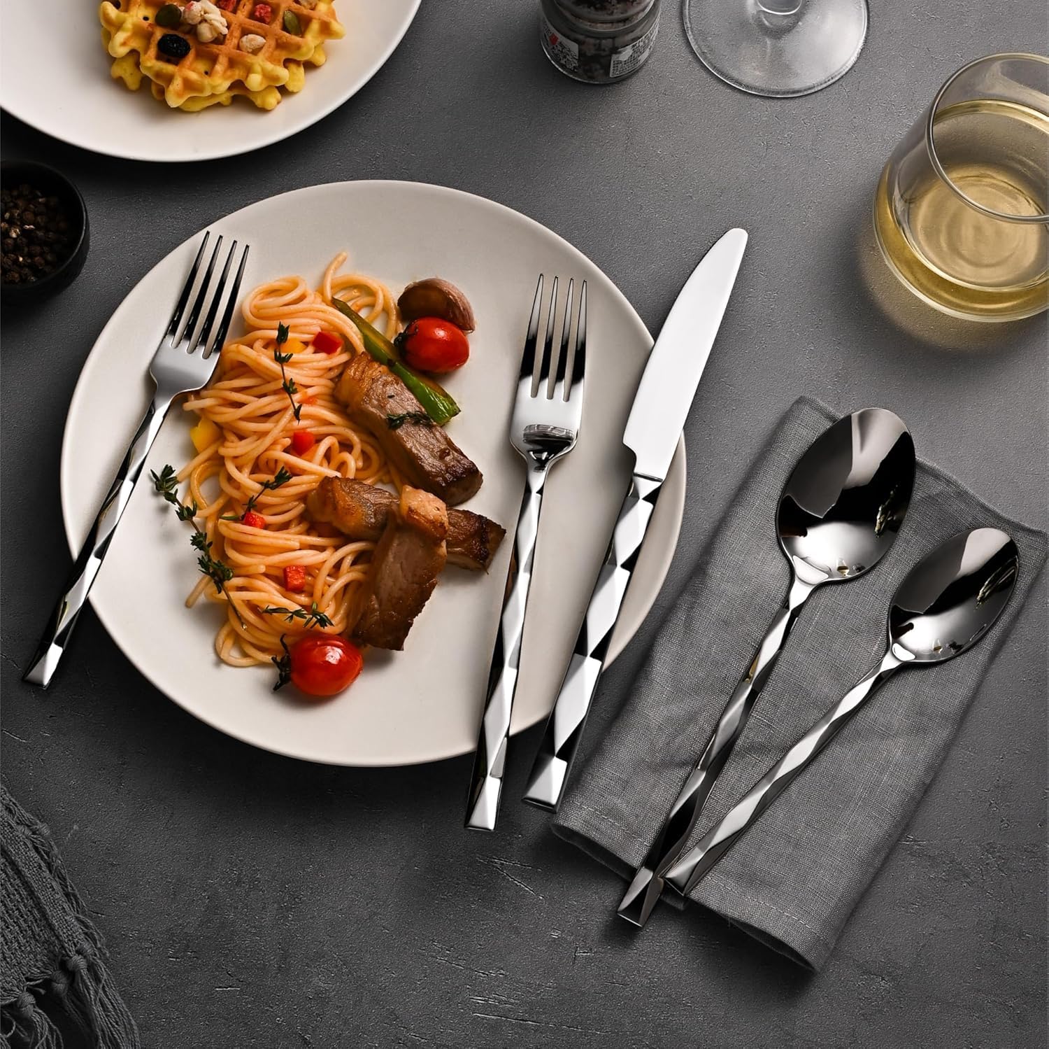 Premium KINGSTONE 60-Piece Silverware Set - 18/10 Stainless Steel Flatware for 12 with Diamond Cut Design | Elegant Cutlery Set for Dining, Wedding Gifts & Entertaining | Mirror Polished & Dishwasher Safe for Everyday Use & Special Occasions