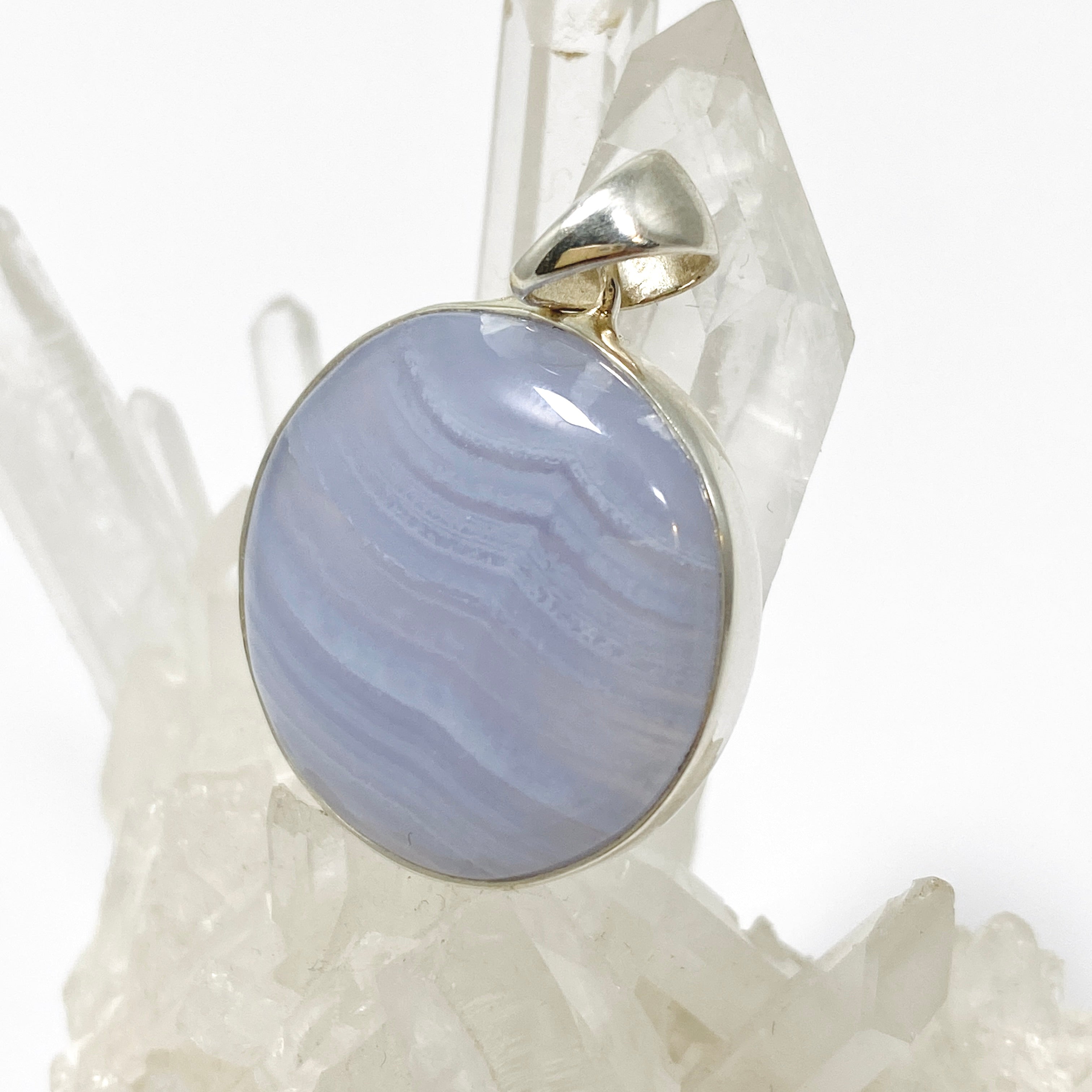 Blue Lace Agate Round Cabochon Pendant KPGJ4817 - Natural Stone Jewelry for Women, Healing Crystal Necklace - Perfect for Meditation, Yoga & Spiritual Gifts