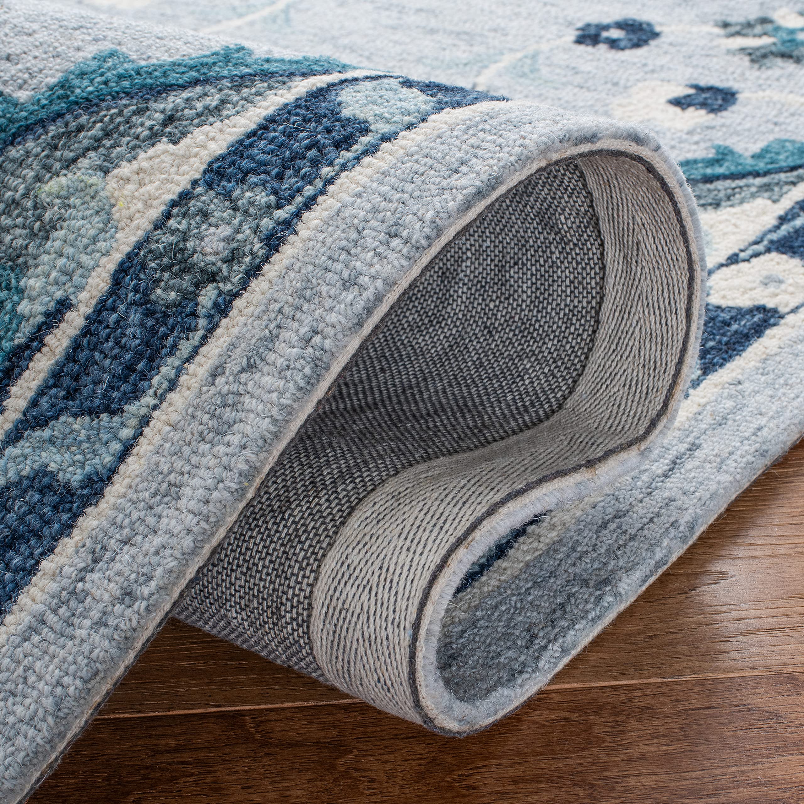 SAFAVIEH Metro Collection 6'x6' Square Blue & Ivory Wool Area Rug - Handmade Premium Quality for Living Room, Dining Room & Bedroom Decor | Soft & Durable Floor Covering for Home Interior Design