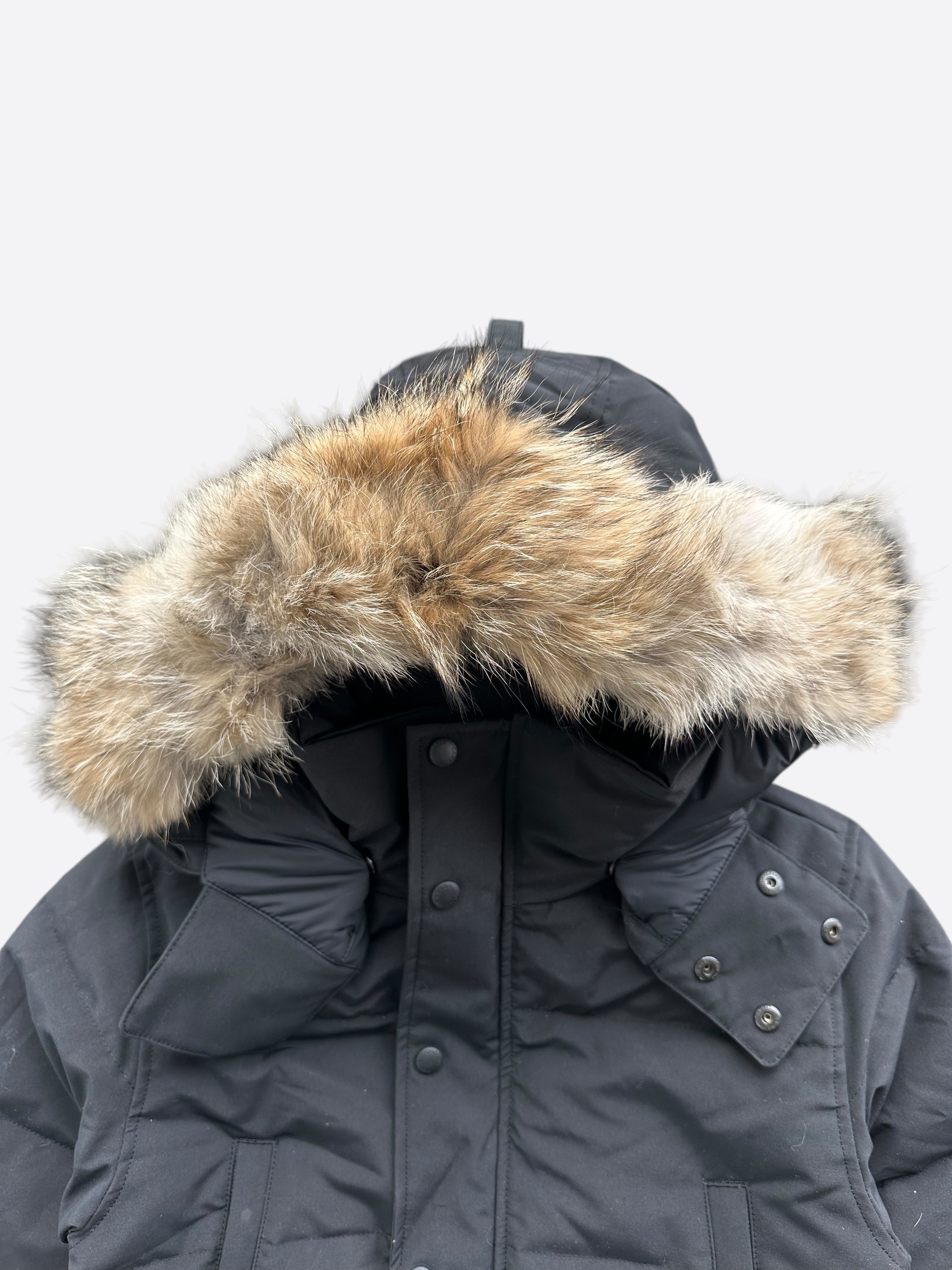 Canada Goose Black Wyndham Men's Parka - Premium Winter Jacket for Extreme Cold Weather | Waterproof & Windproof Down Coat for Outdoor Activities, Skiing & Urban Fashion