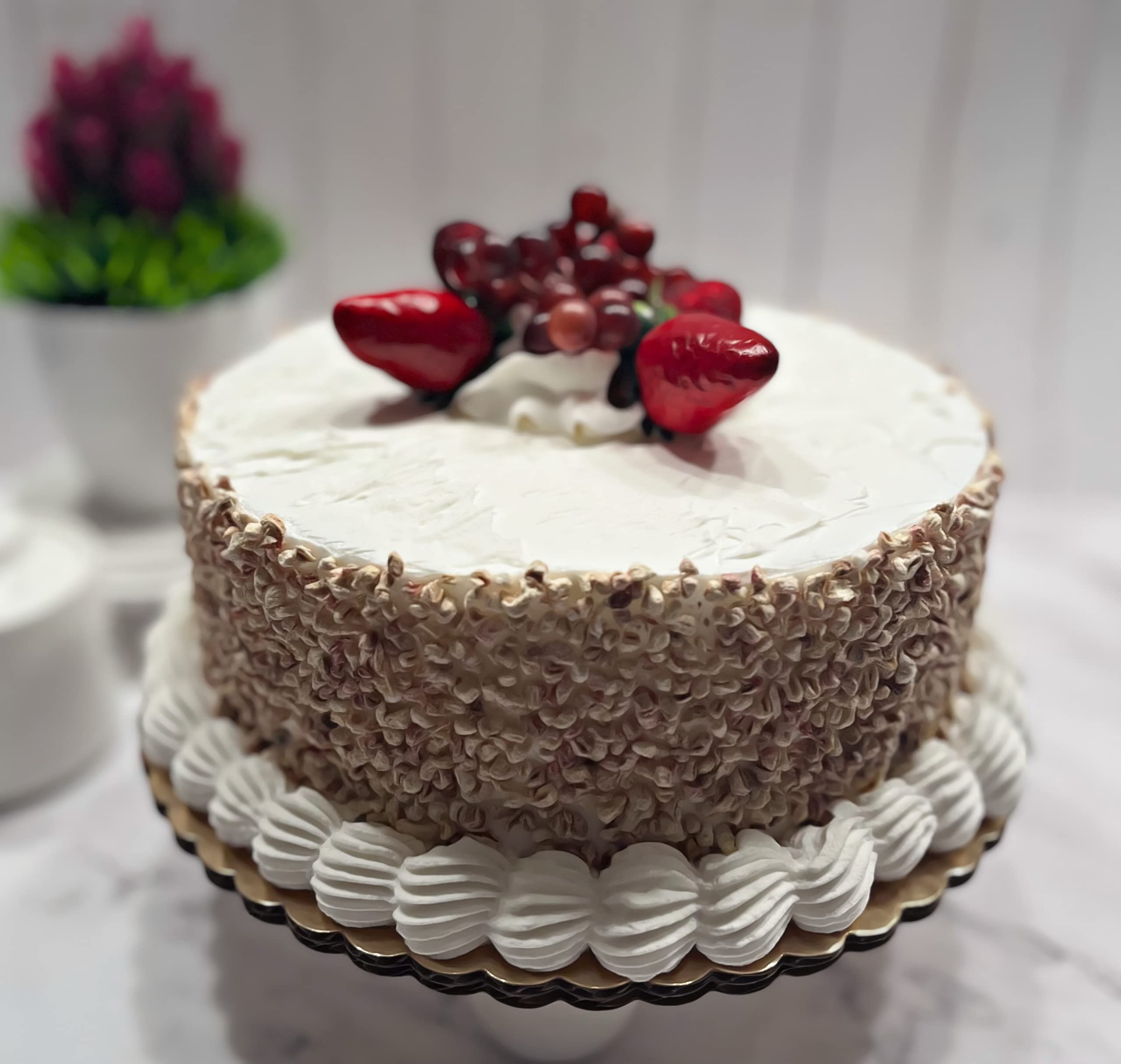 Artificial Cupcakes & Fake Cakes for Display - Faux Dessert Decorations for Home, Kitchen & Party Decor - Fake Cheesecake with Mixed Berries - Perfect for Wedding, Birthday & Bakery Display