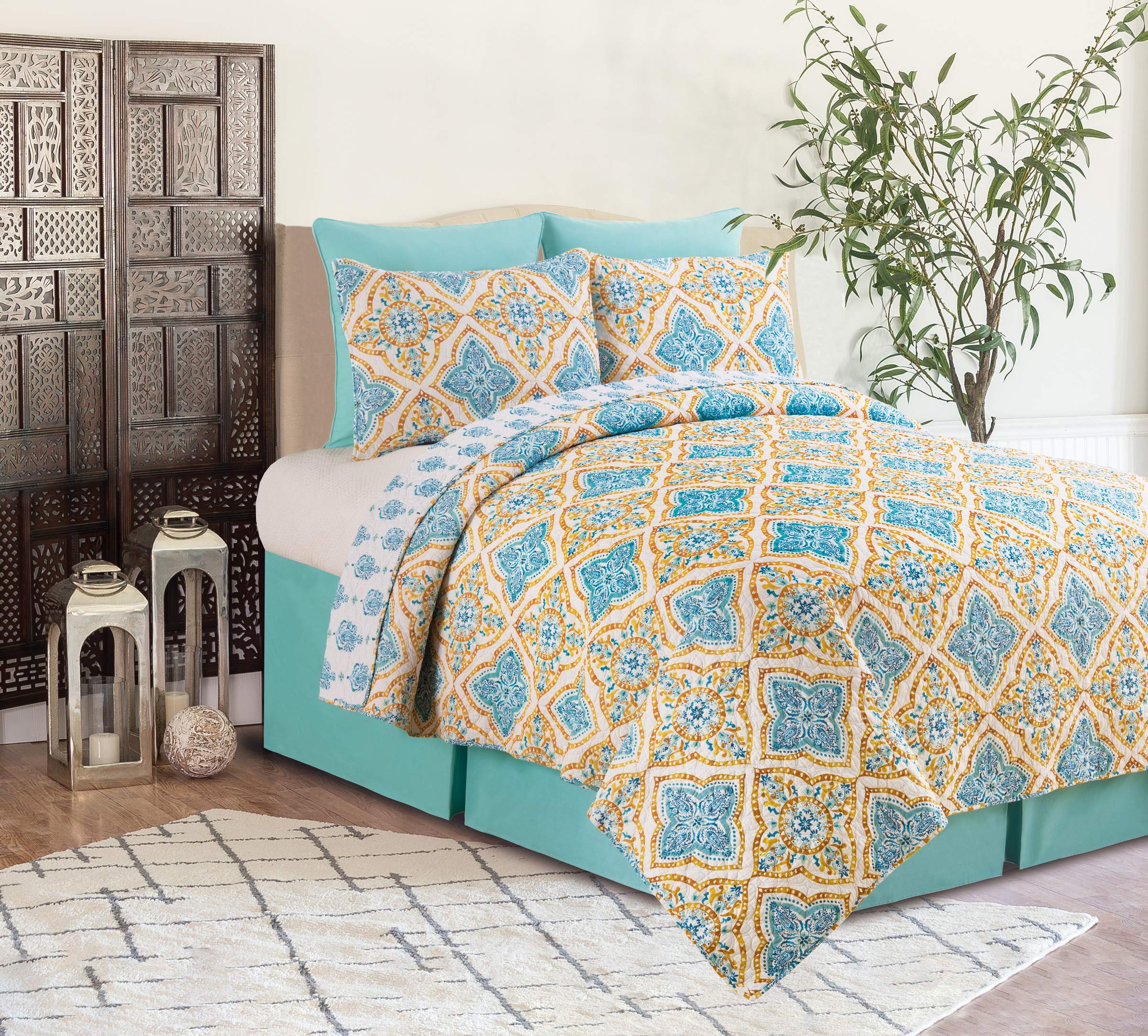 C&F Home Terrace Medallion Full/Queen Cotton Quilt Set - Oversized Reversible Floral Geometric Boho Bedding 3 Piece with Shams - Blue - Perfect for Bohemian Bedroom Decor & Guest Room Styling