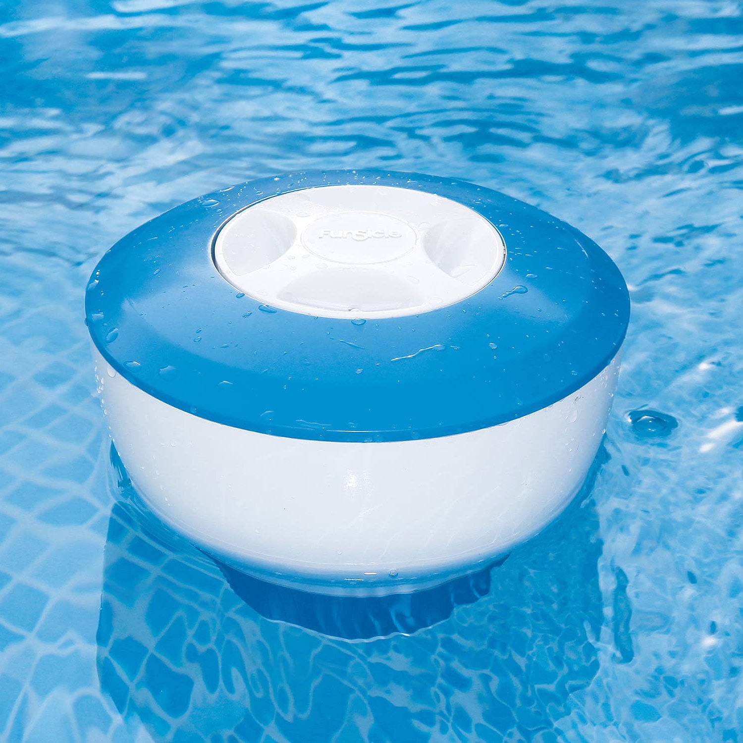Floating Chlorine Dispenser for Pools - Automatic Chlorine Tablet Holder - Perfect for Inground & Above Ground Swimming Pools, Hot Tubs, and Spas - Slow Release Chemical Dispenser for Crystal Clear Water