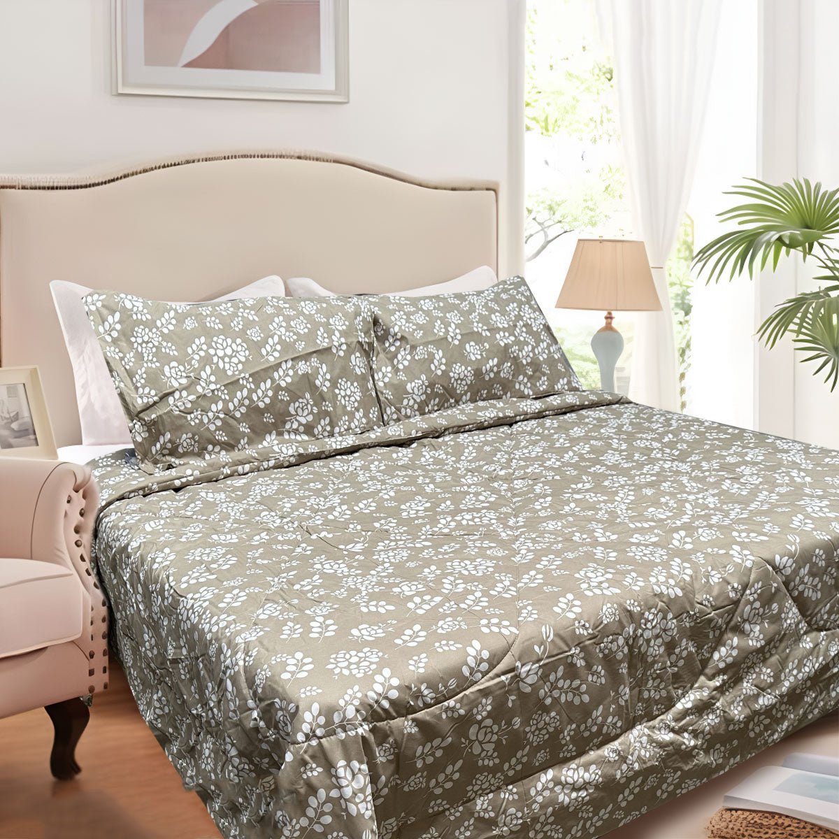 Hotel Living 3-Piece Lightweight Comforter Set Queen/King Size - Soft & Breathable Bedding with Elegant Floral Outlines | Perfect for Guest Rooms, Vacation Homes & Cozy Bedroom Decor