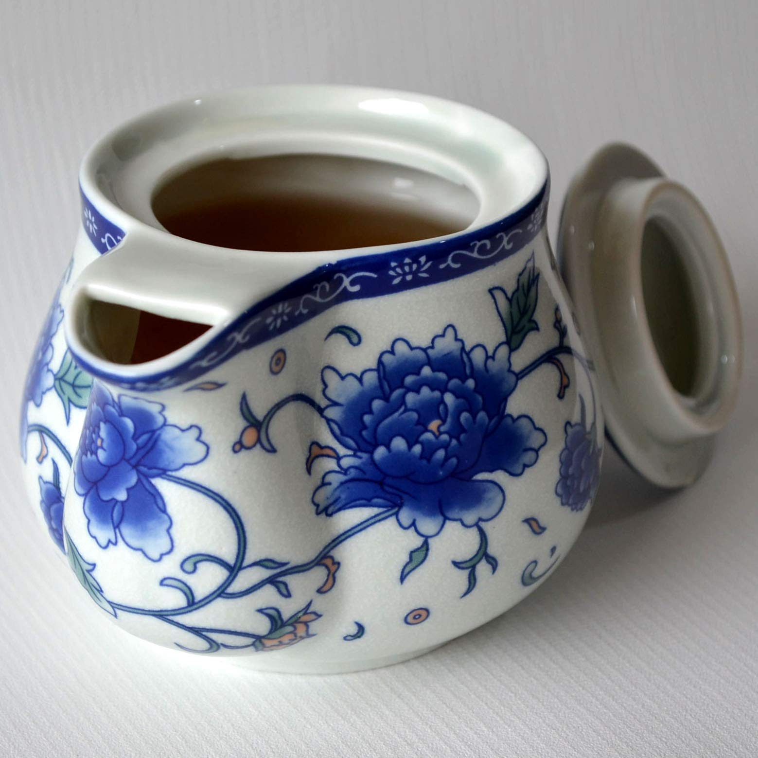 Premium 500ml Blue White Peony Flower Porcelain Teapot with Stainless Steel Infuser - Elegant Chinese Mudan Design for Loose Leaf Tea Brewing - Perfect for Afternoon Tea, Gifts & Home Decor