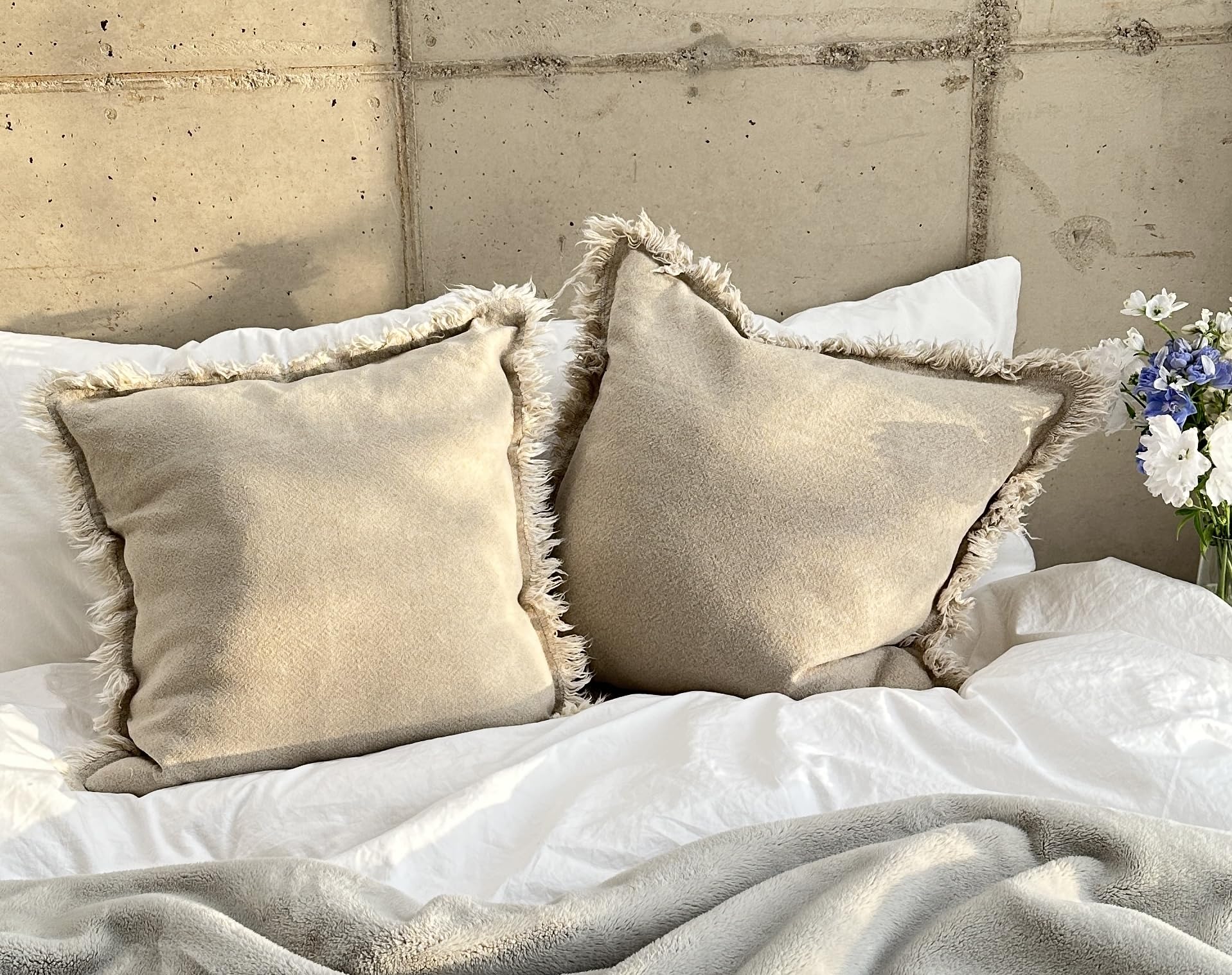 Premium 100% Linen Boho Throw Pillow Covers 18x18 Inches (Set of 2) - Natural Beige Neutral Decorative Pillows with Handmade Fringes for Couch, Bed, Sofa, Patio & Outdoor Decor | Soft & Breathable Accent Pillow Covers for Living Room, Bedroom & Garden