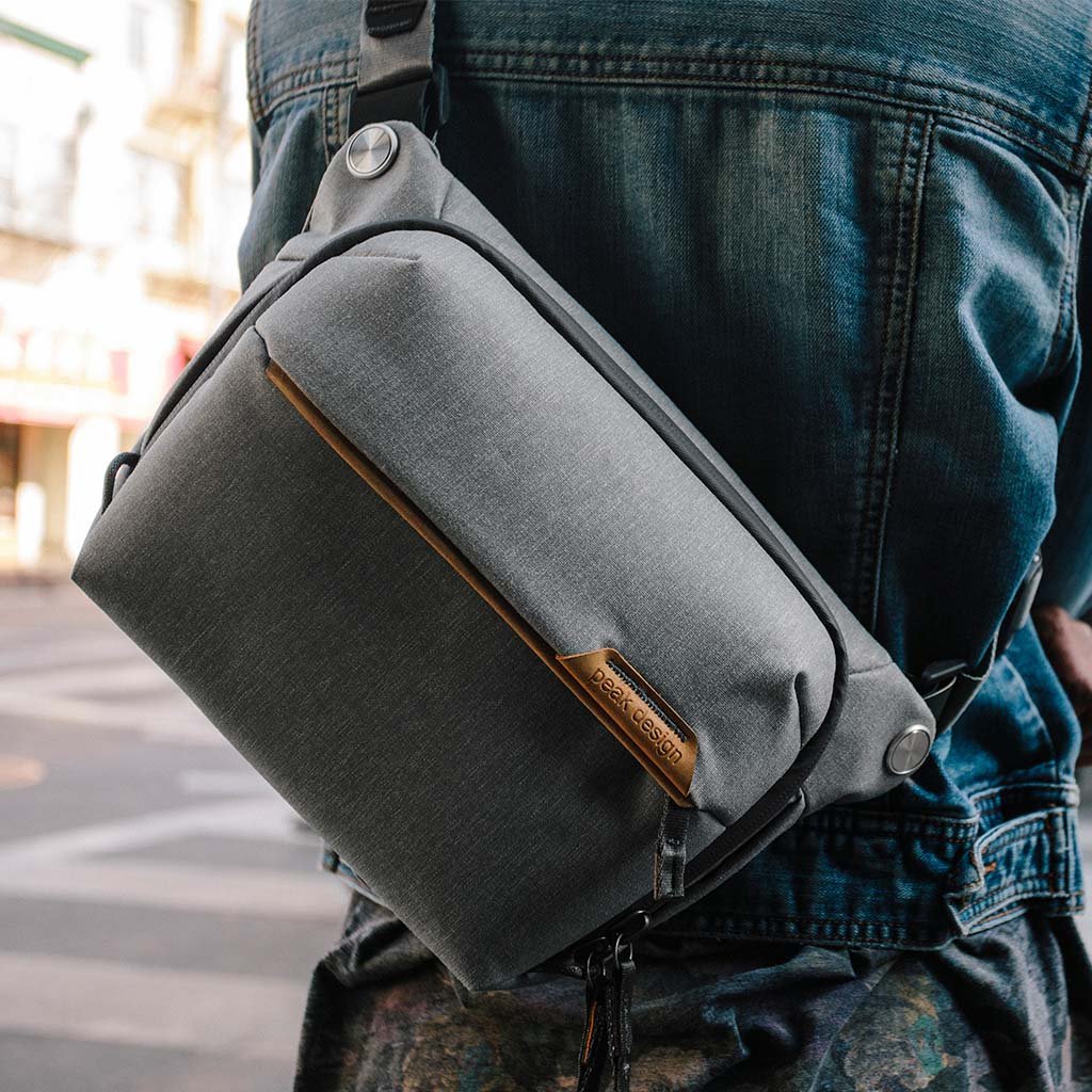 Peak Design Everyday Sling V2 10L Camera Bag - Waterproof Ash Gray Crossbody Sling Pack for Photographers & Travel - Perfect for Hiking, Commuting & Urban Adventures