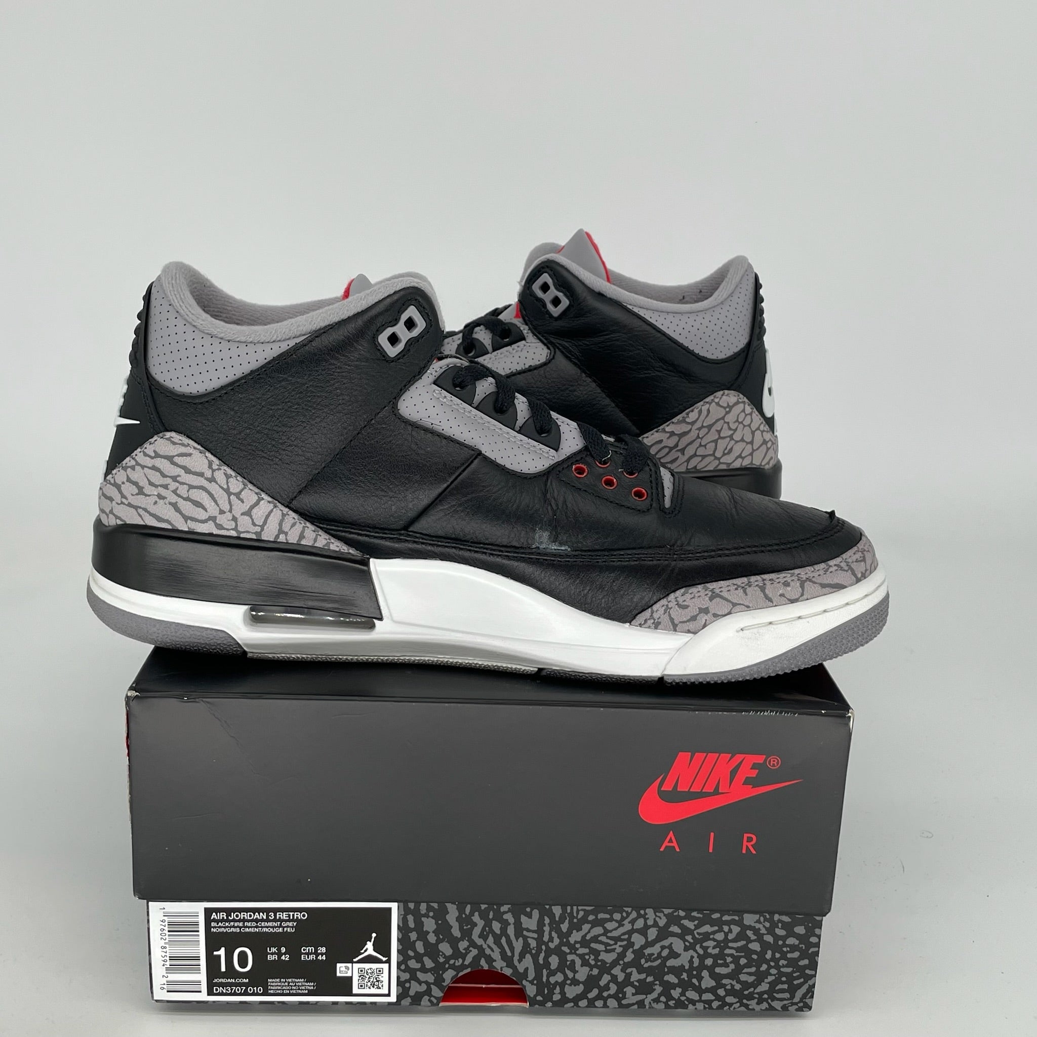 AIR JORDAN 3 REIMAGINED BLACK CEMENT SNEAKERS - MEN'S SIZE 10 (DN3707-100) - Authentic Retro Basketball Shoes for Casual Wear & Street Style