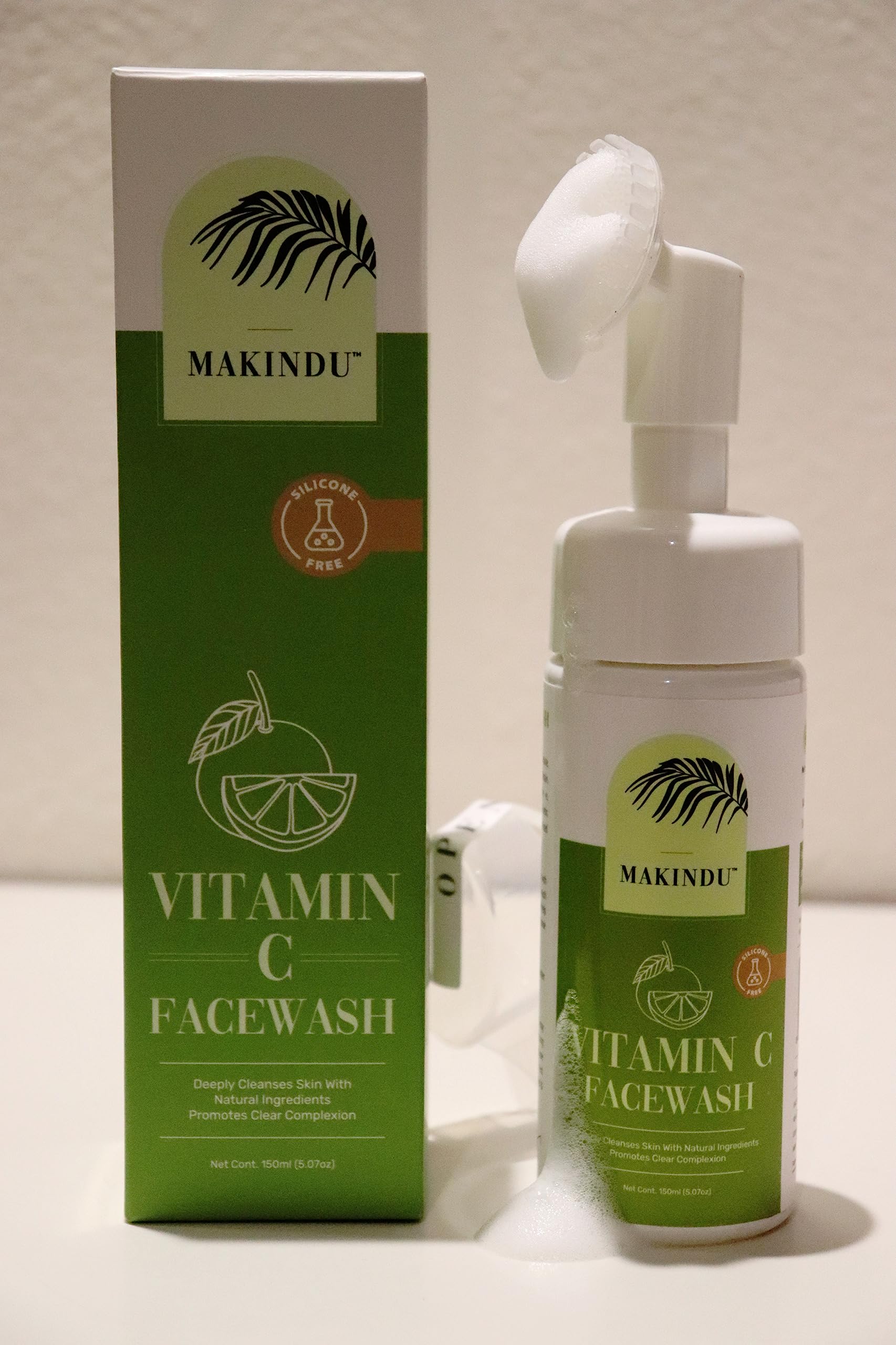 MAKINDU COSMETICS Vitamin C Face Wash with Foaming Silicone Cleanser Brush - 150ml | Brightening & Exfoliating Facial Cleanser for Glowing Skin | Perfect for Morning & Night Skincare Routine