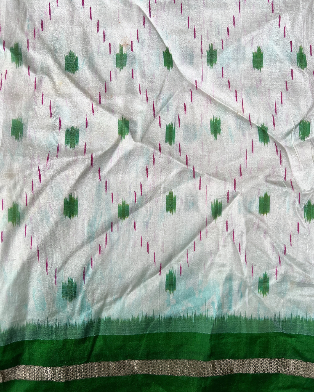 Vintage Silk Sari 100% Pure Handmade Indian Traditional Saree for Women - Perfect for Weddings, Parties & Cultural Events