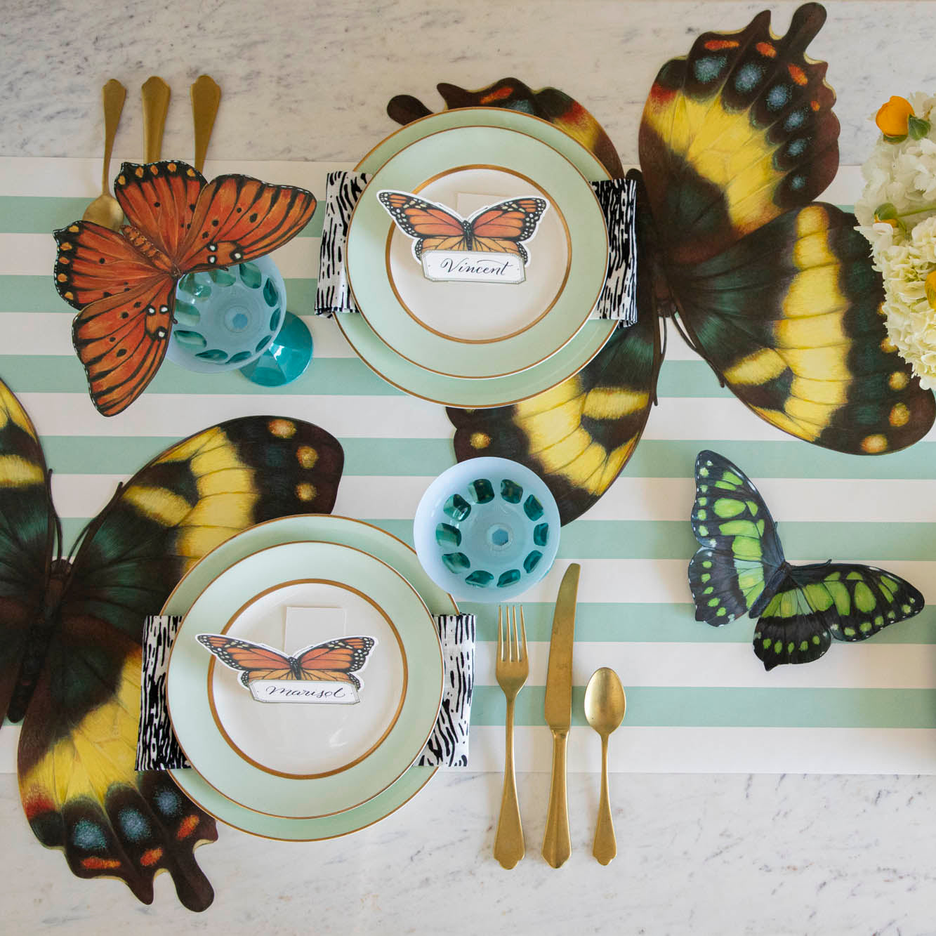 Elegant Die-Cut Butterfly Placemats for Dining Table Decor - Perfect for Spring Parties, Wedding Receptions & Home Decor