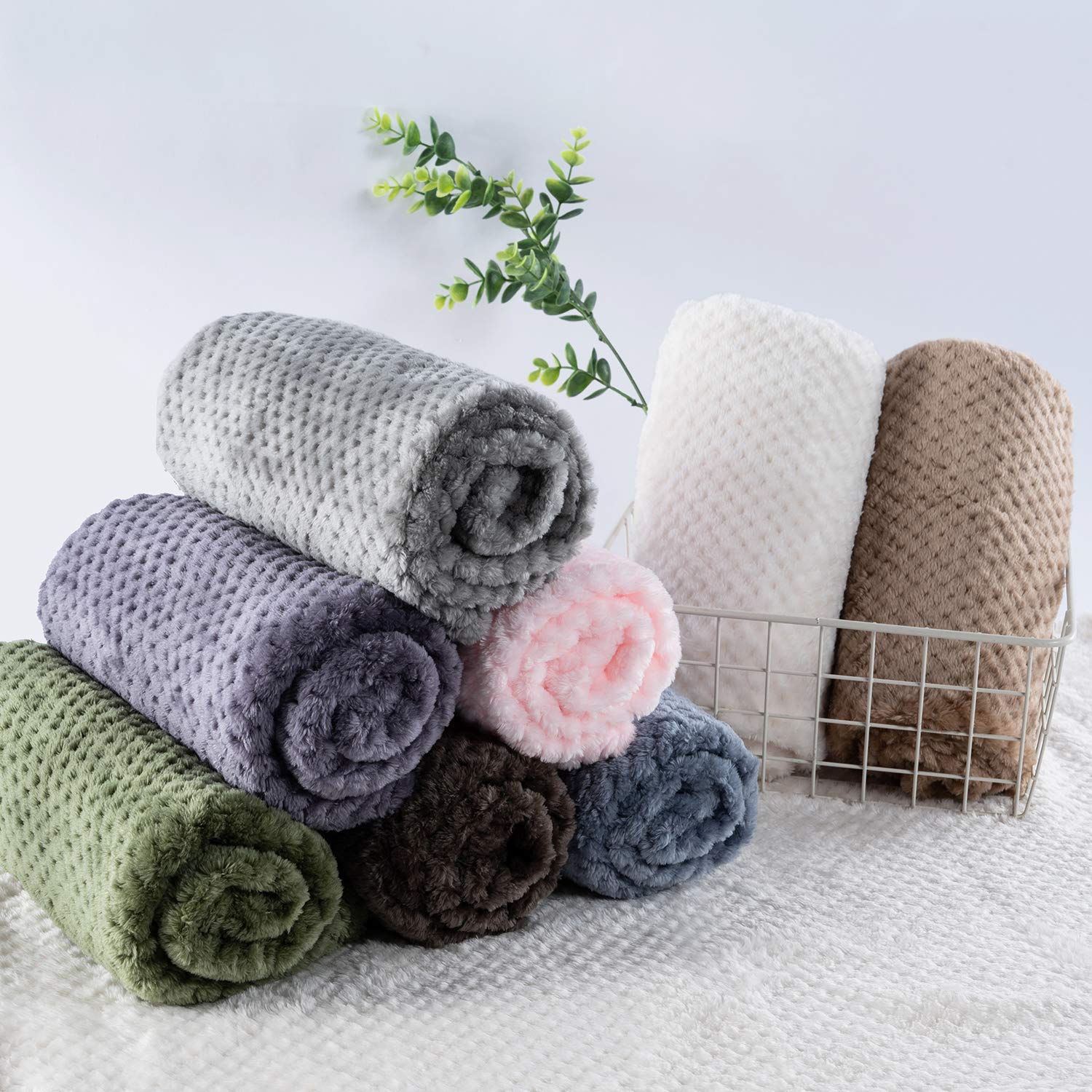 Cozy Pet Blanket for Dogs & Cats - Soft Fleece Throw for Bed, Couch & Travel - Blue (24