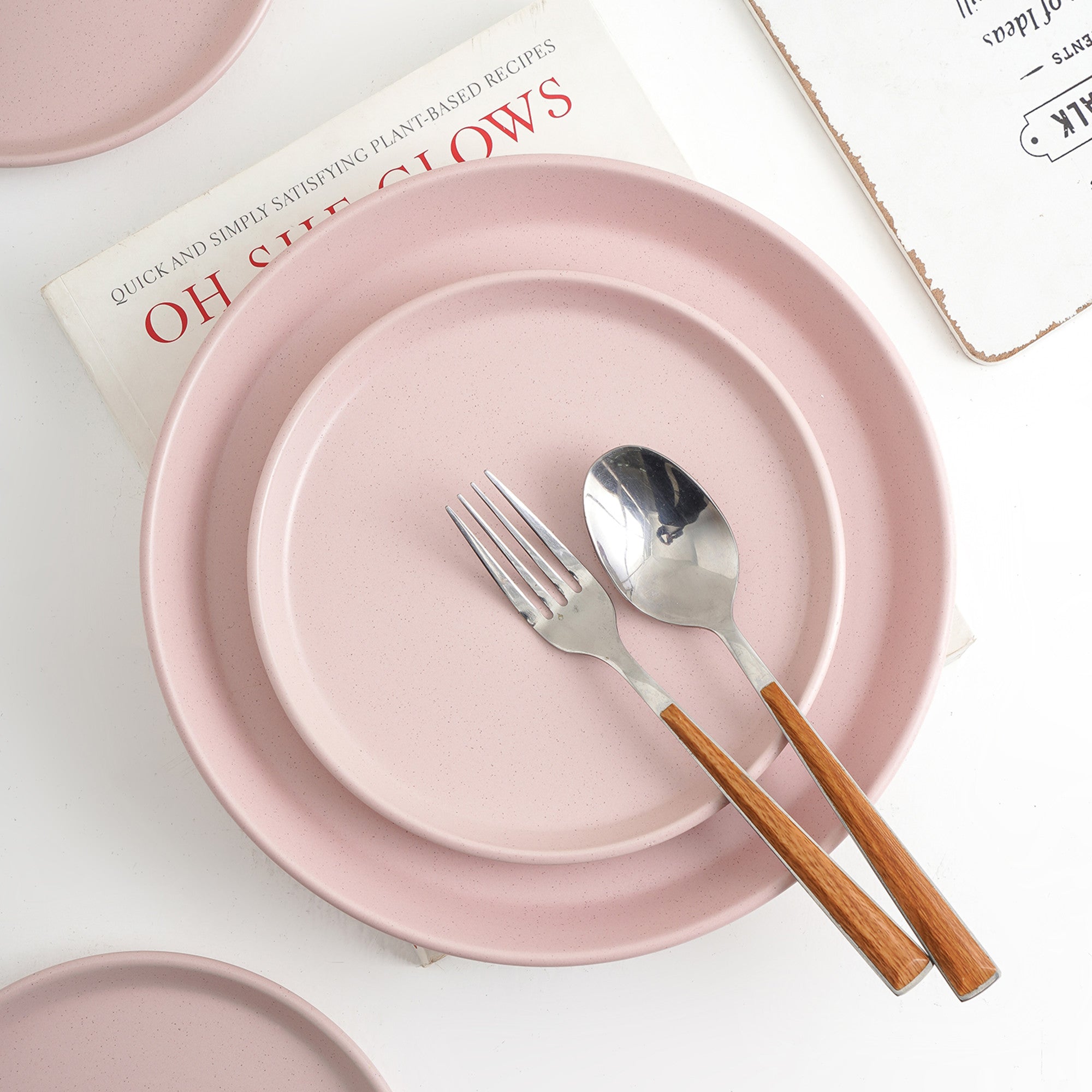 Premium Albie Stoneware Salad Plate - Elegant Pink Ceramic Dish for Healthy Meals & Stylish Dining | Perfect for Salads, Appetizers, Desserts & Home Decor