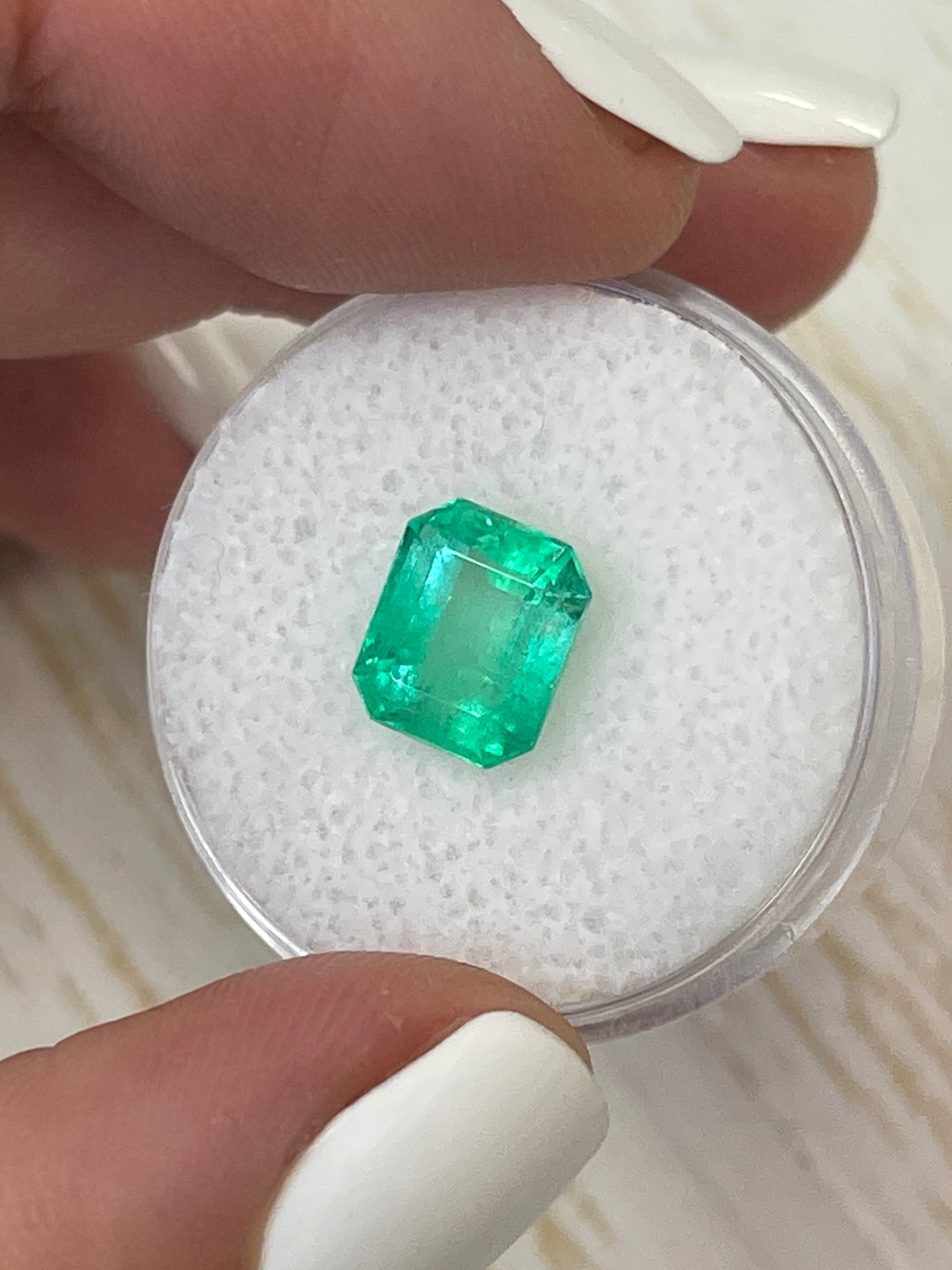 2.91 Carat Yellowish Green Natural Loose Colombian Emerald - Emerald Cut Gemstone for Jewelry Making, Engagement Rings & Luxury Gifts