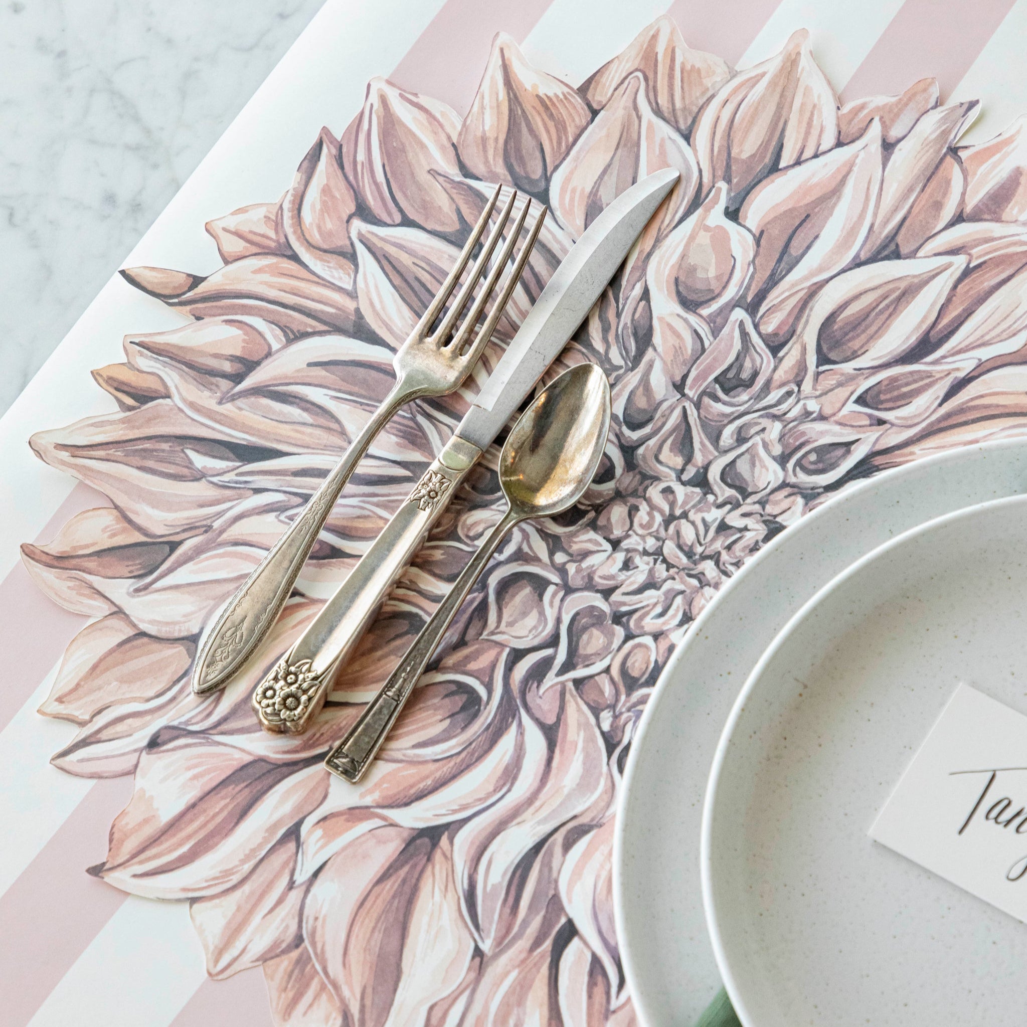 Premium Die-Cut Dahlia Placemats Set of 4 - Elegant Floral Table Mats for Dining, Kitchen, Party Decor - Waterproof & Heat-Resistant for Everyday Use