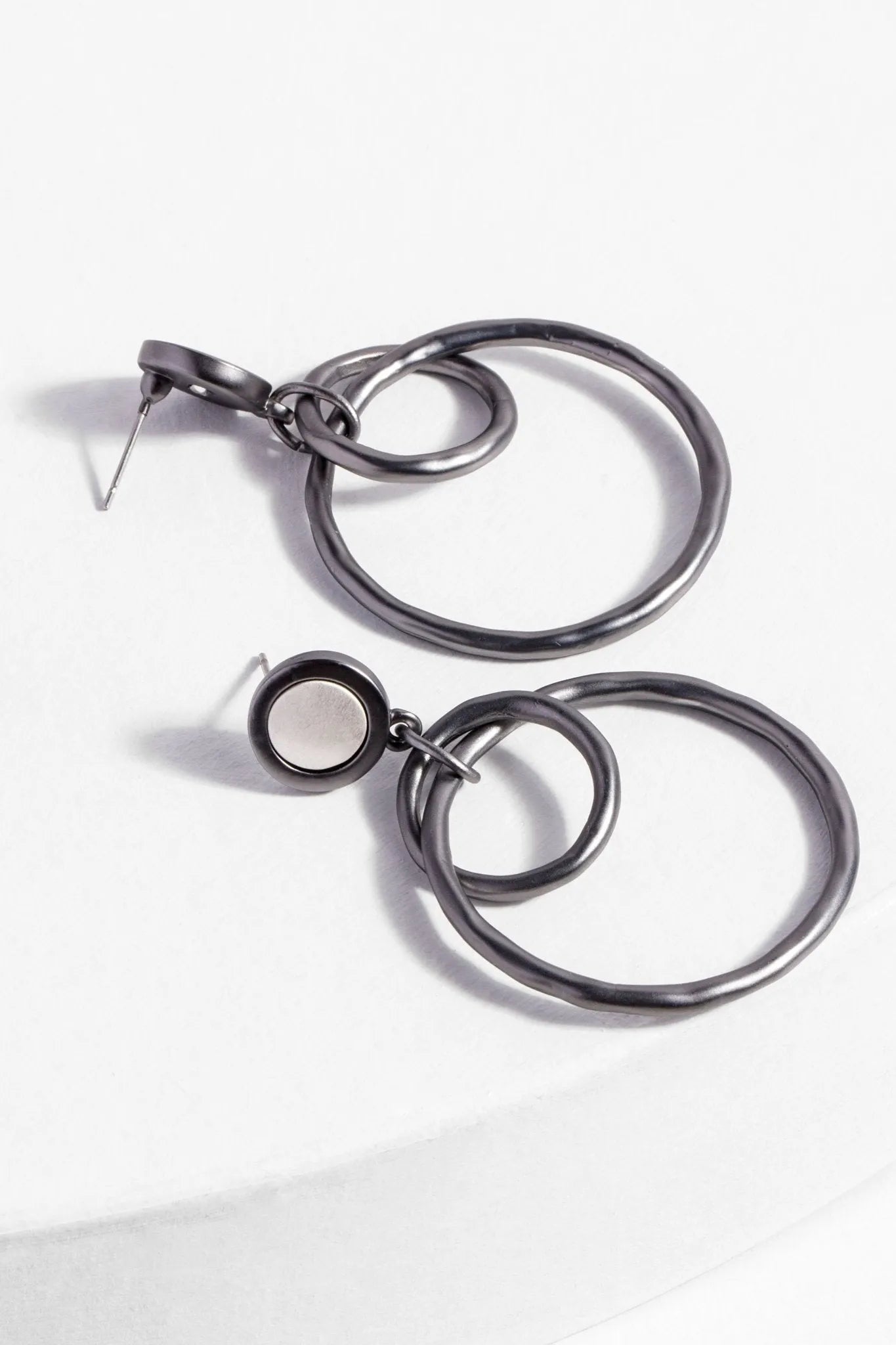Circle Duo Statement Earrings for Women - Trendy Gold Hoop Earrings for Everyday Wear & Special Occasions