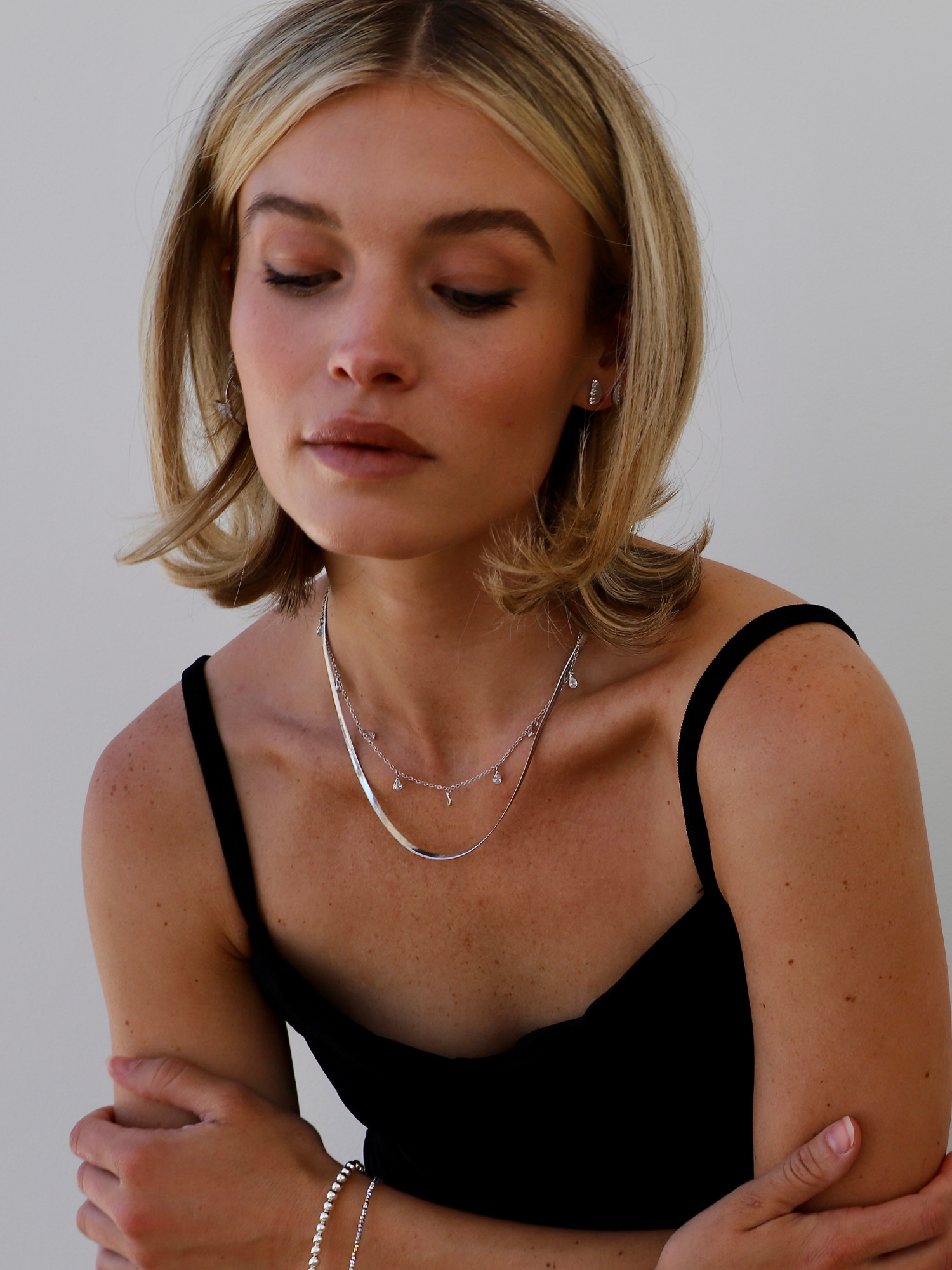 Elegant Herringbone Chain Necklace for Women - 14K Gold Plated Layering Necklace - Perfect for Everyday Wear, Gift Giving & Special Occasions