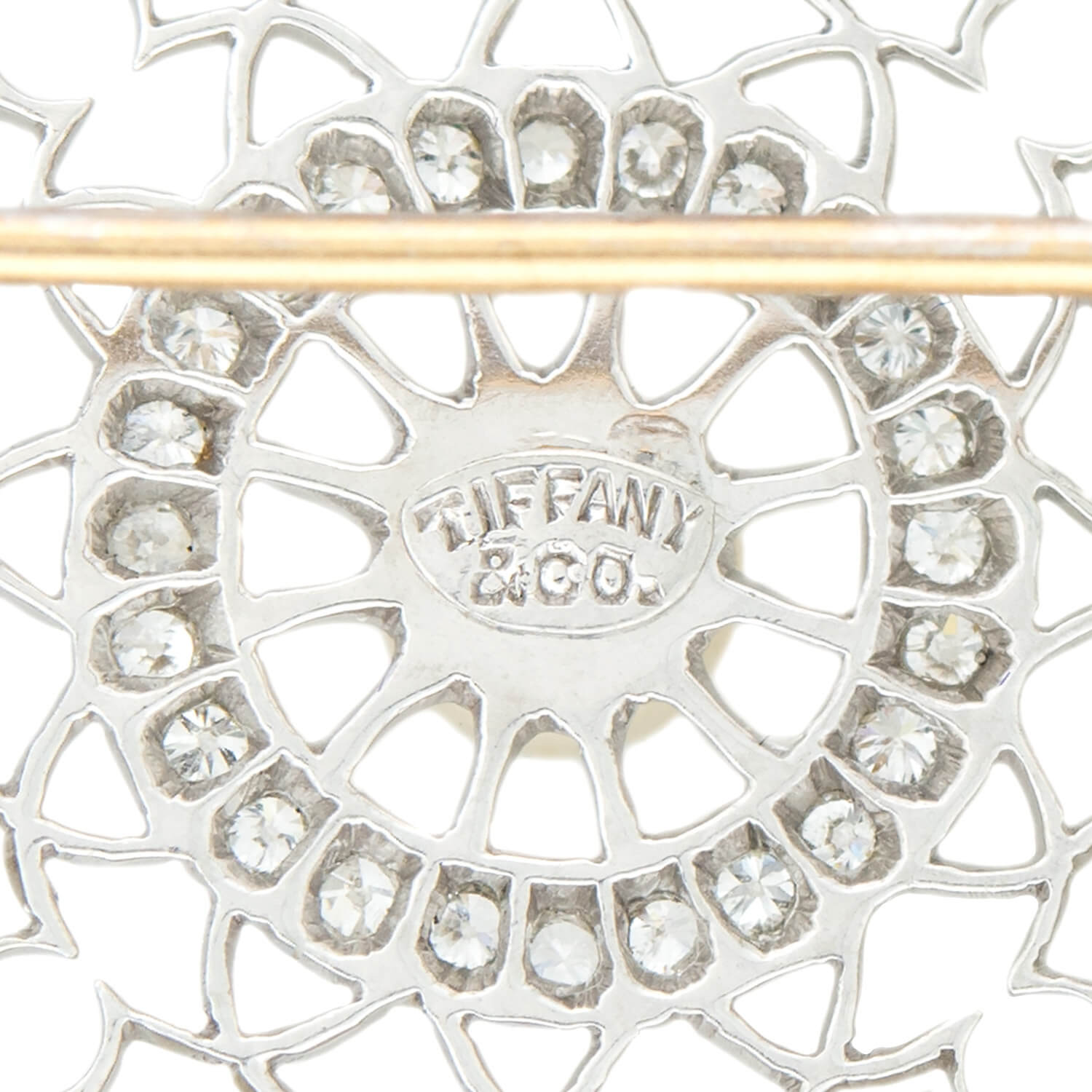 Tiffany & Co. Edwardian Platinum Diamond and Pearl Filigree Circle Brooch Pin - Vintage Jewelry for Weddings, Parties & Special Occasions