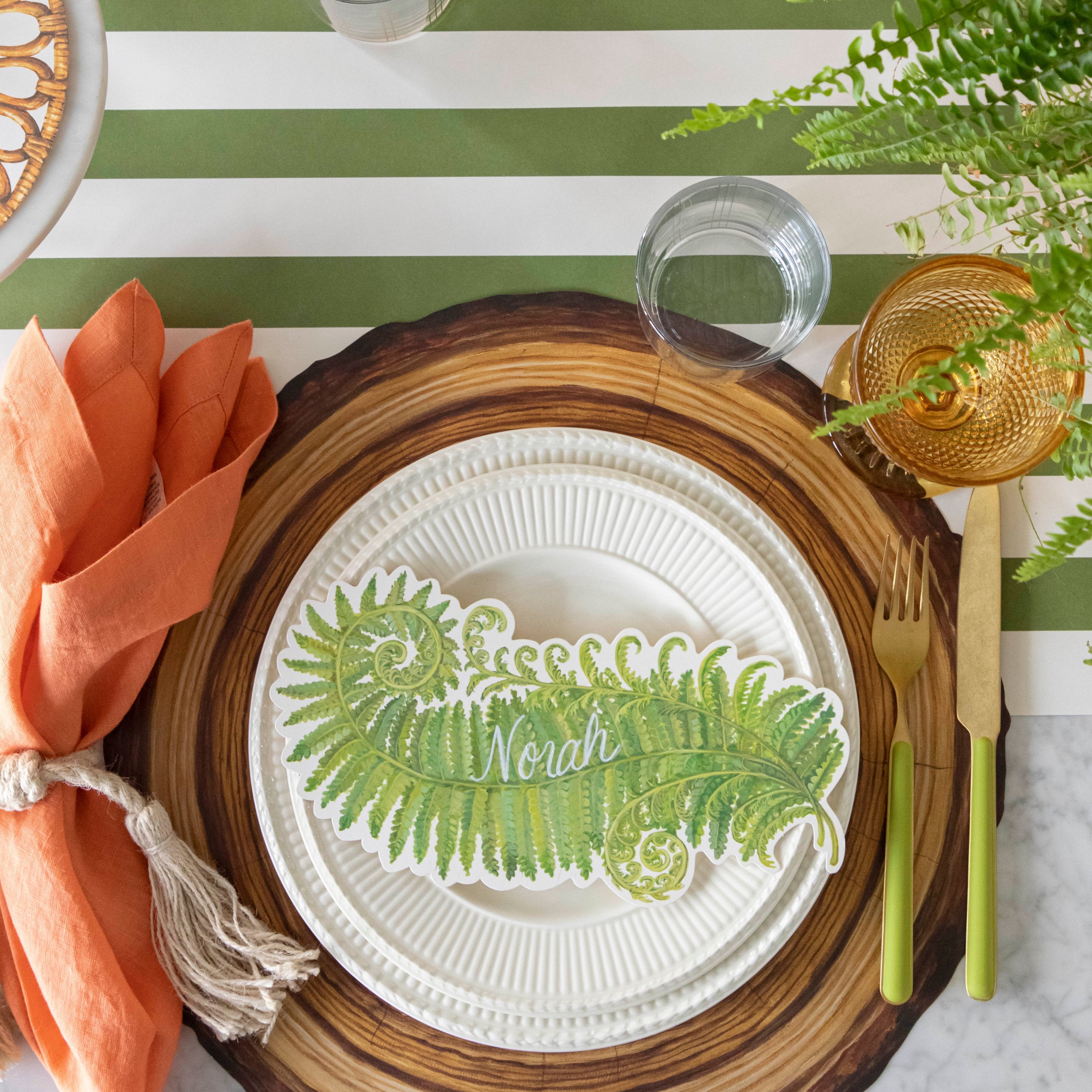 Natural Wood Slice Placemats - Rustic Round Wooden Coasters for Table Decor - Perfect for Farmhouse, Wedding, and Holiday Dining Decorations
