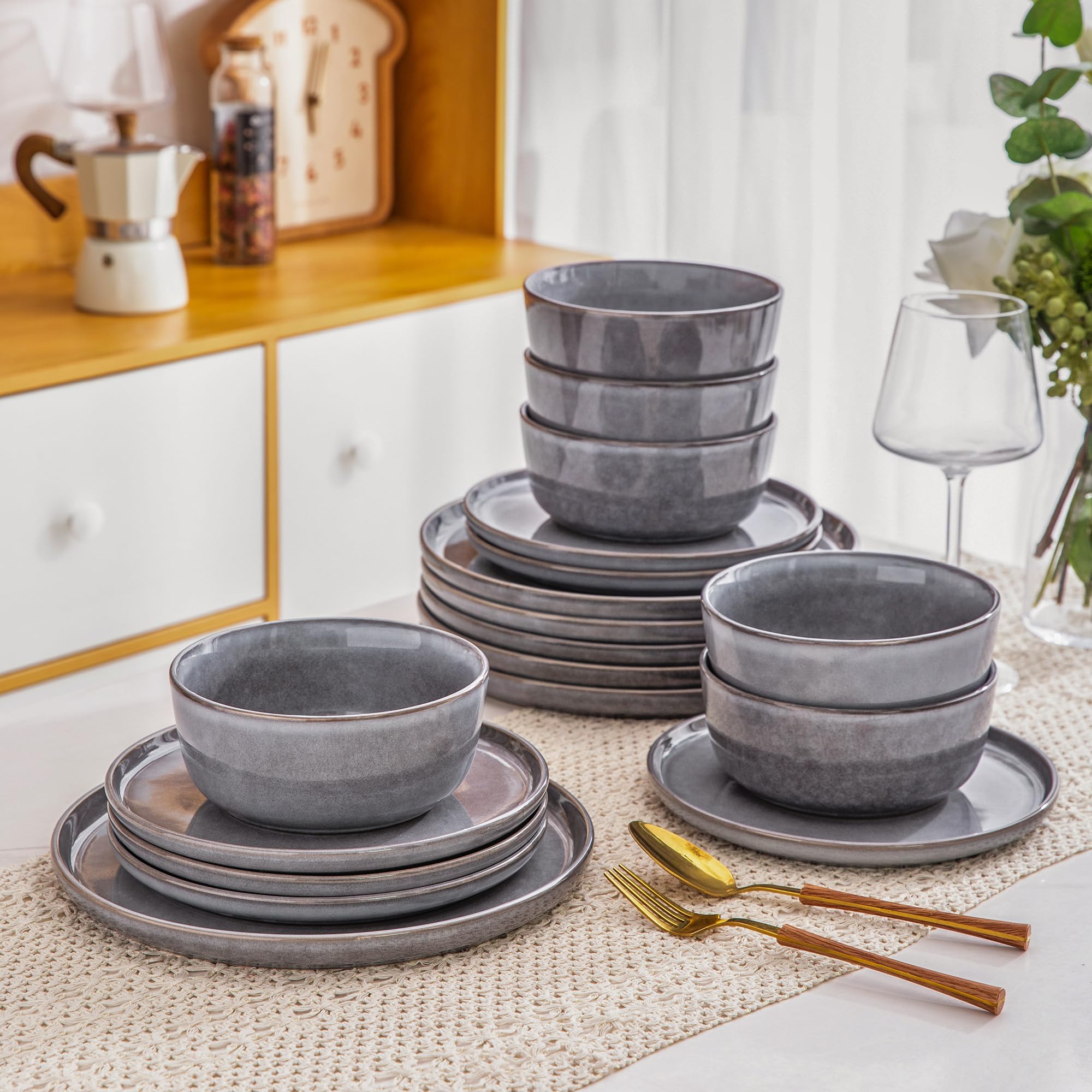 AmorArc 18-Piece Stoneware Dinnerware Set - Round Reactive Glaze Ceramic Plates & Bowls, Chip & Crack Resistant, Dishwasher & Microwave Safe - 6-Person Table Setting for Everyday Dining & Entertaining