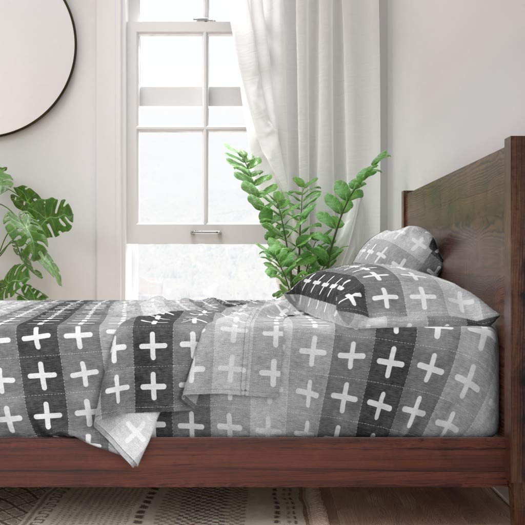 100% Cotton King Size 4-Piece Sheet Set - Farmhouse Quilt Swiss Cross Patchwork Geometric Boho Rustic Design | Gender Neutral Nursery Bedding | Soft Breathable Sheets for Cozy Farmhouse, Rustic or Boho Chic Bedrooms