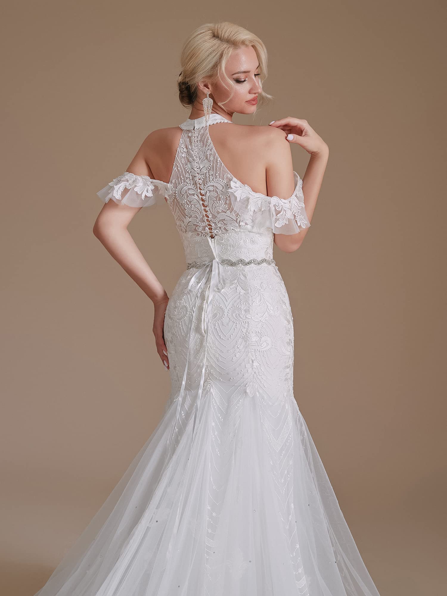 2022 Elegant Lace Appliques Chiffon Wedding Dress for Bride - Long Sleeves Beach Bridal Gown | Perfect for Beach Weddings, Outdoor Ceremonies & Romantic Photos