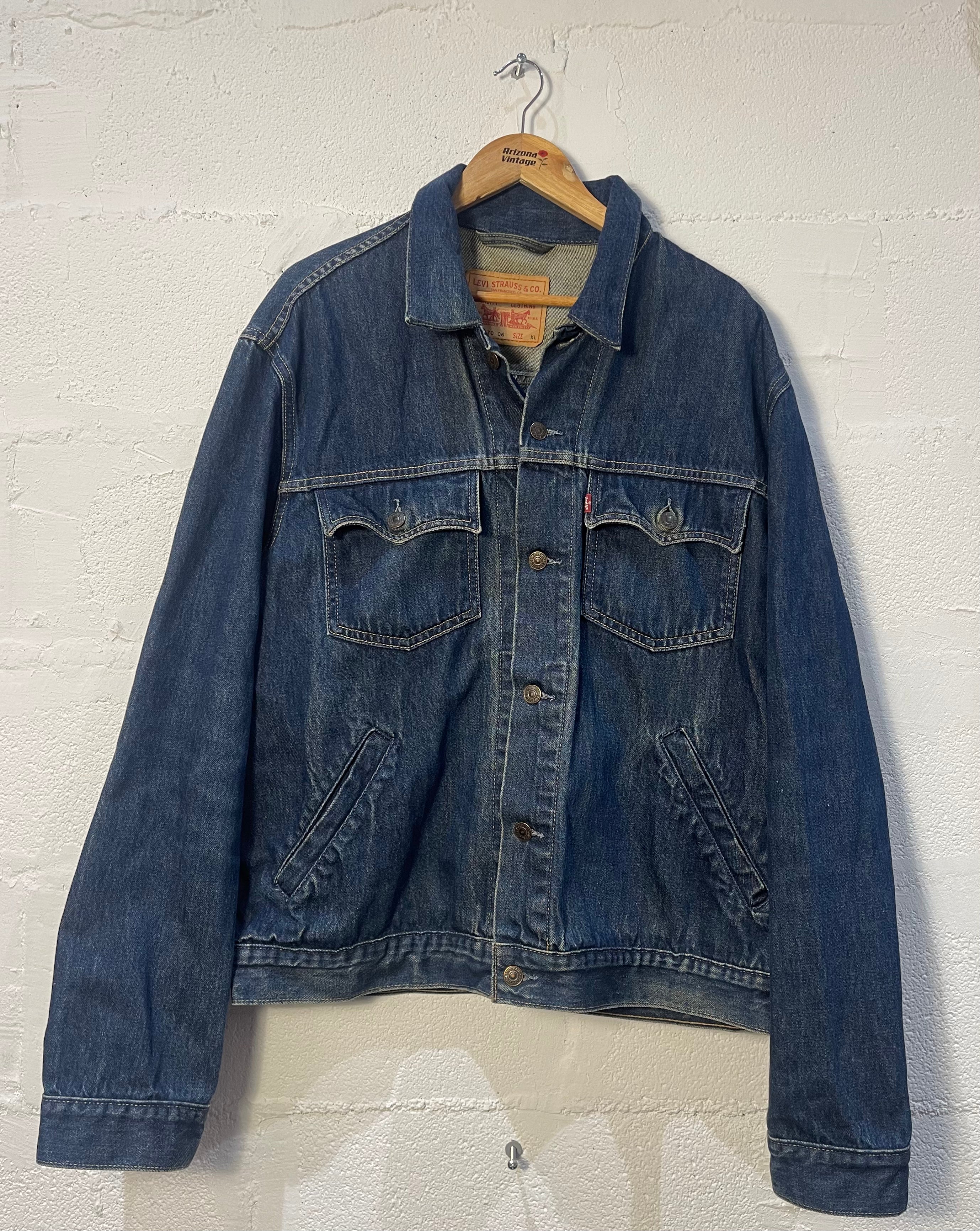 Levi's Women's Classic Denim Jacket - Vintage Blue Washed Denim for Casual Outfits & Layering | Perfect for Spring, Fall & Everyday Wear