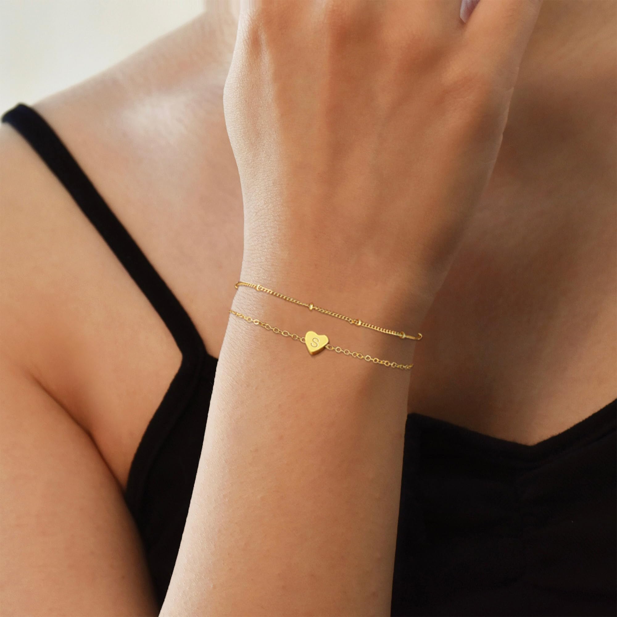 Elegant Gold Initial Bracelet for Women - Letter L Heart Charm Bracelet, Trendy Gold Jewelry Gift for Teen Girls, Birthday Present, Stocking Stuffer | Perfect for Everyday Wear, Date Nights & Special Occasions