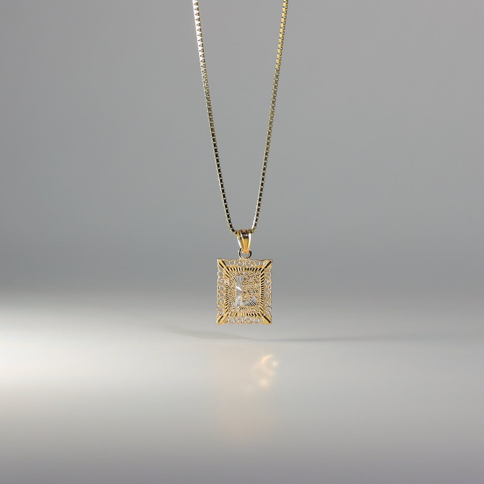 Gold Letter L Filigree Pendant Necklace - A to Z Initial Jewelry for Women - Perfect for Gifts, Birthdays & Personalized Fashion Accessories