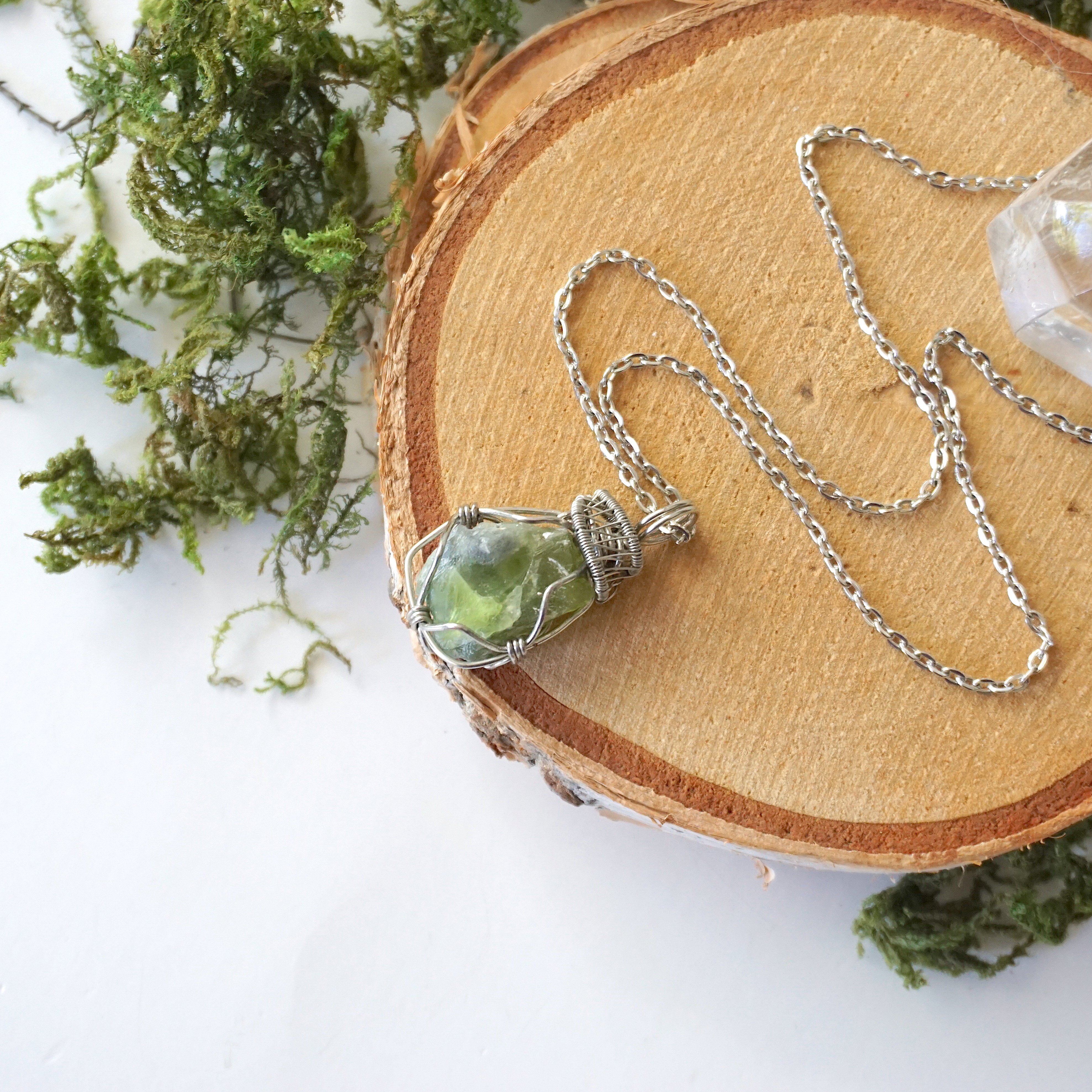 Natural Raw Peridot Pendant Necklace in 14K White Gold - Elegant Jewelry for Women, Perfect for Gifts, Weddings & Special Occasions
