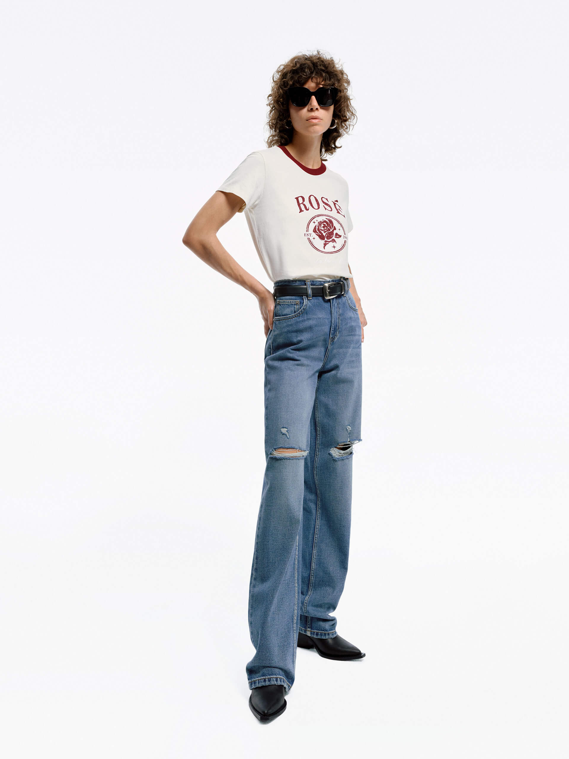 Soft Cotton Rose Print T-Shirt for Women - Floral Summer Casual Tee for Outfits & Everyday Wear
