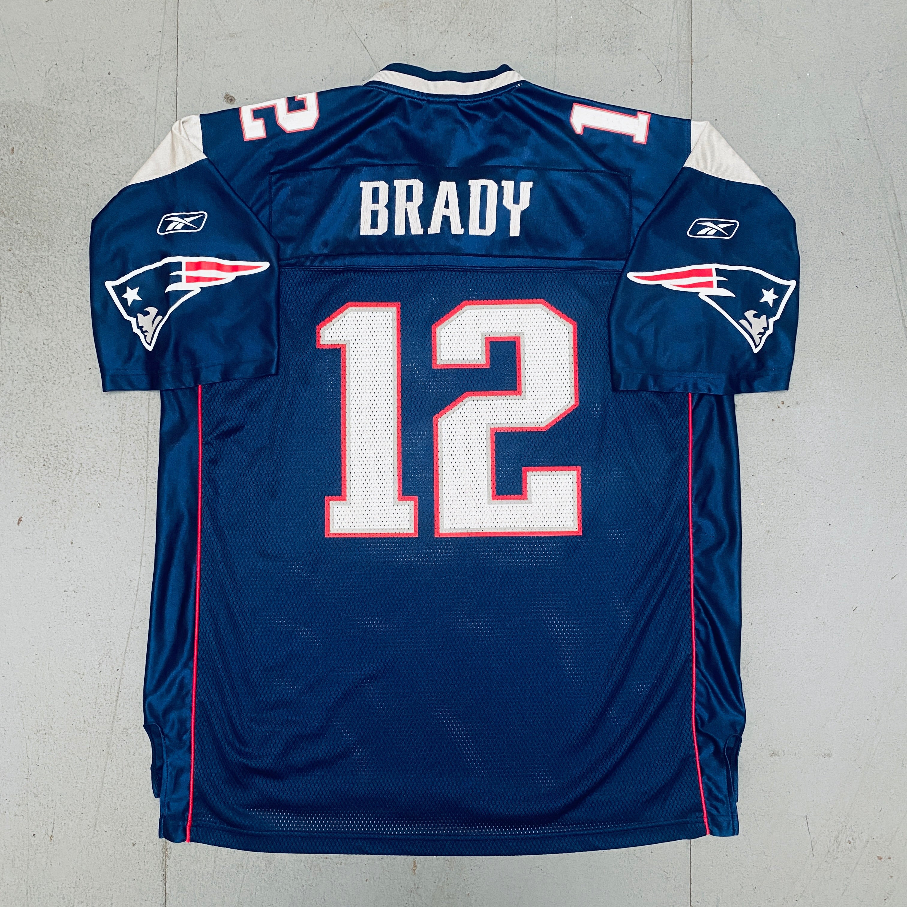 New England Patriots Tom Brady 2003/04 Jersey - XL Size - Authentic NFL Football Jersey for Fans, Collectors & Game Day Outfits