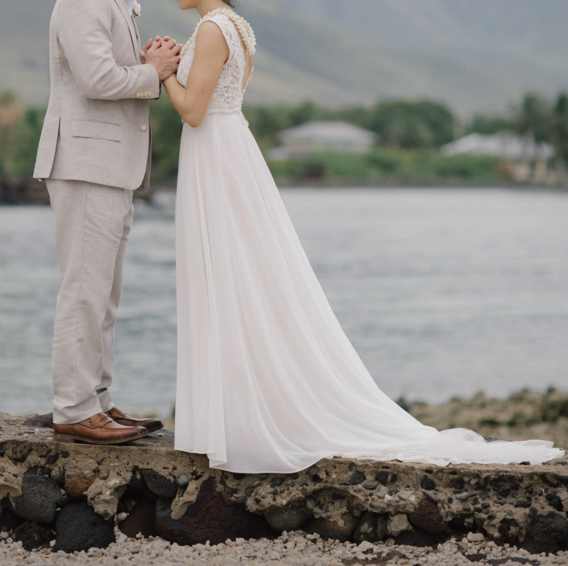 BHLDN Willowby by Watters Taryn Lace Wedding Gown - Elegant A-Line Bridal Dress for Beach, Garden & Outdoor Ceremonies