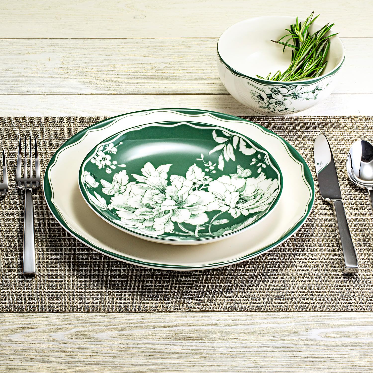 222 Fifth Brittany 12-Piece Sage Porcelain Dinnerware Set – Service for 4, Includes Dinner Plates, Salad Plates & Bowls, Lead-Free, Floral Design, Elegant Everyday Dining & Entertaining – Perfect for Family Meals, Dinner Parties & Holiday Gatherings