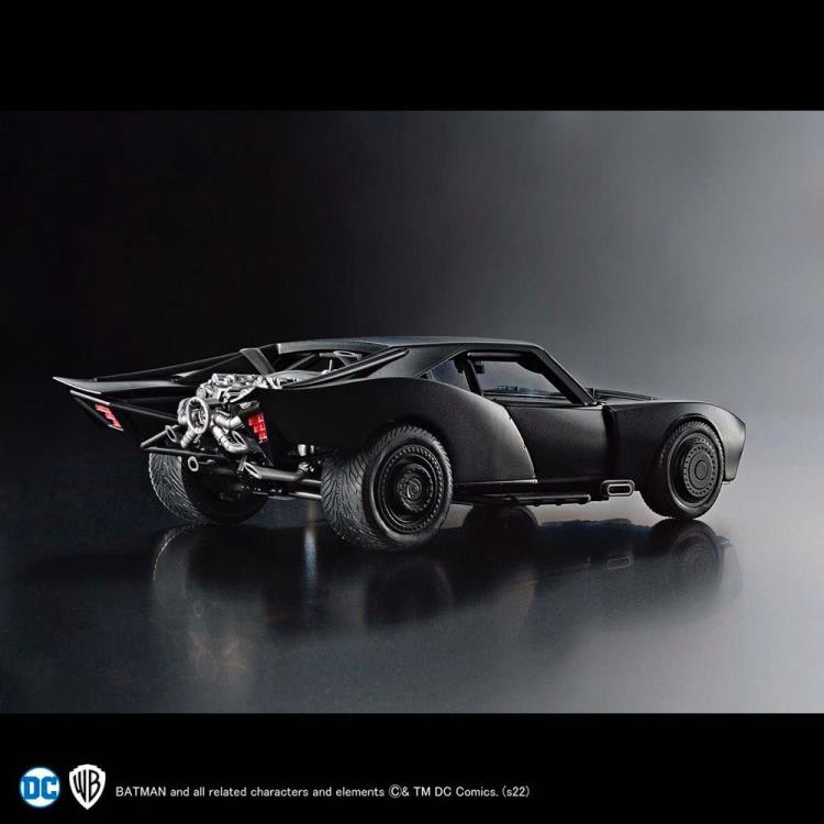 The Batman (2022) Batmobile 1/35 Scale Model Kit - Premium Collectible Toy for DC Comics Fans & Movie Enthusiasts - Perfect for Display, Gifts & Action Figure Collections