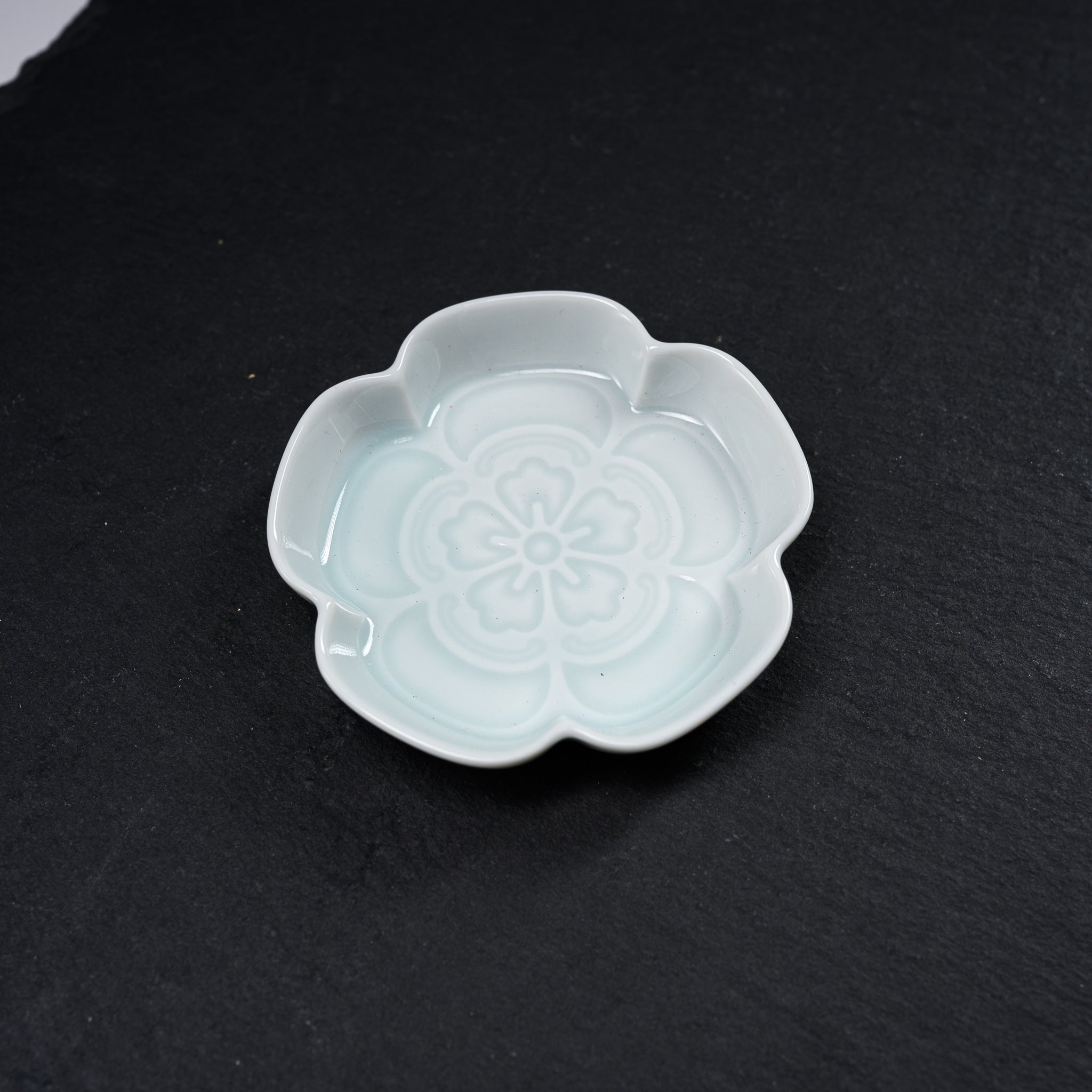MIYAMA Mino Ware Small Condiment Plate - 7 Stylish Japanese Ceramic Dishes for Soy Sauce, Wasabi & Sushi - Perfect for Asian Dining & Home Decor