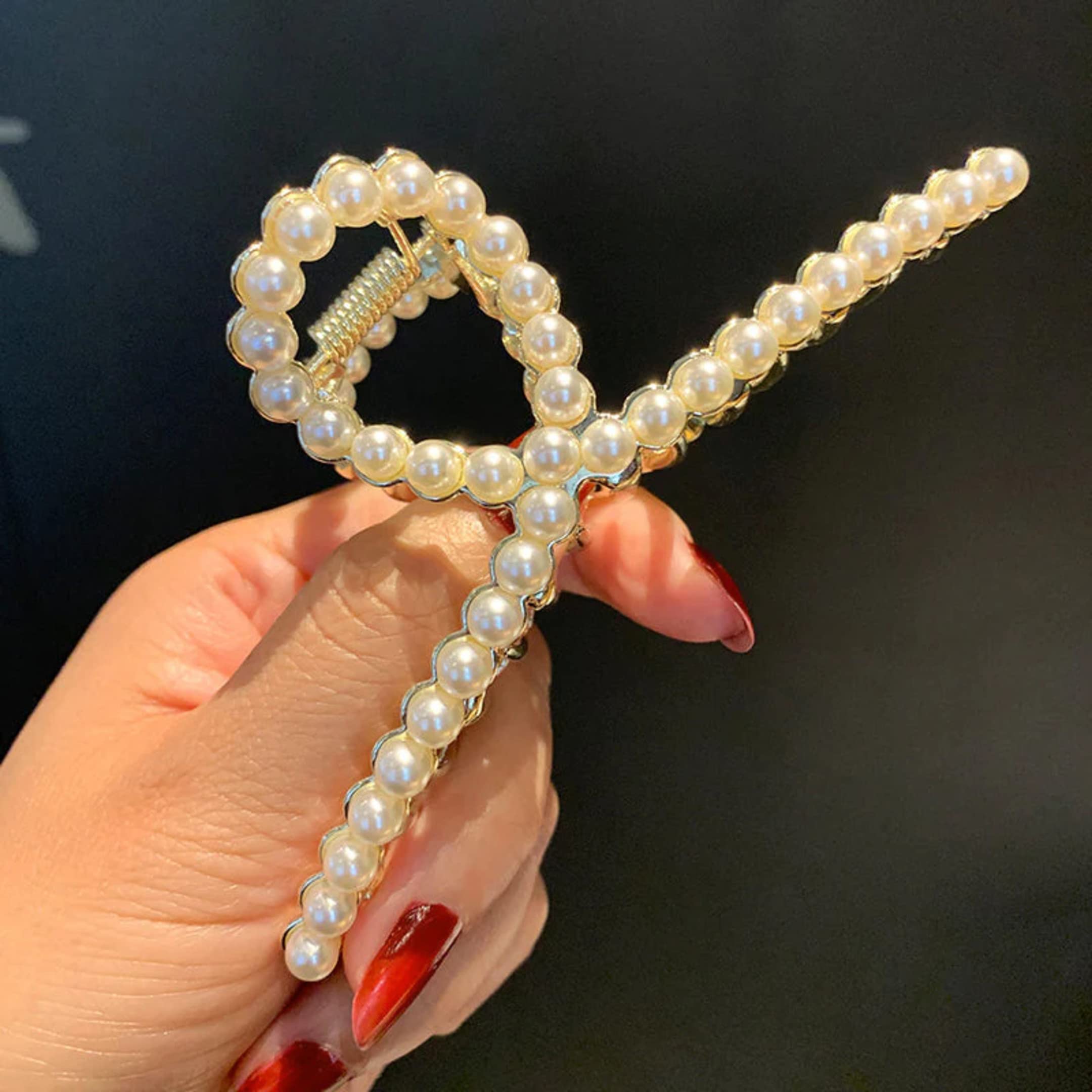 BellaStella Korean Style Large Pearl Hair Clutch Clip - Elegant Hair Accessories for Women & Girls (1 Pack) - Perfect for Weddings, Parties & Everyday Styling