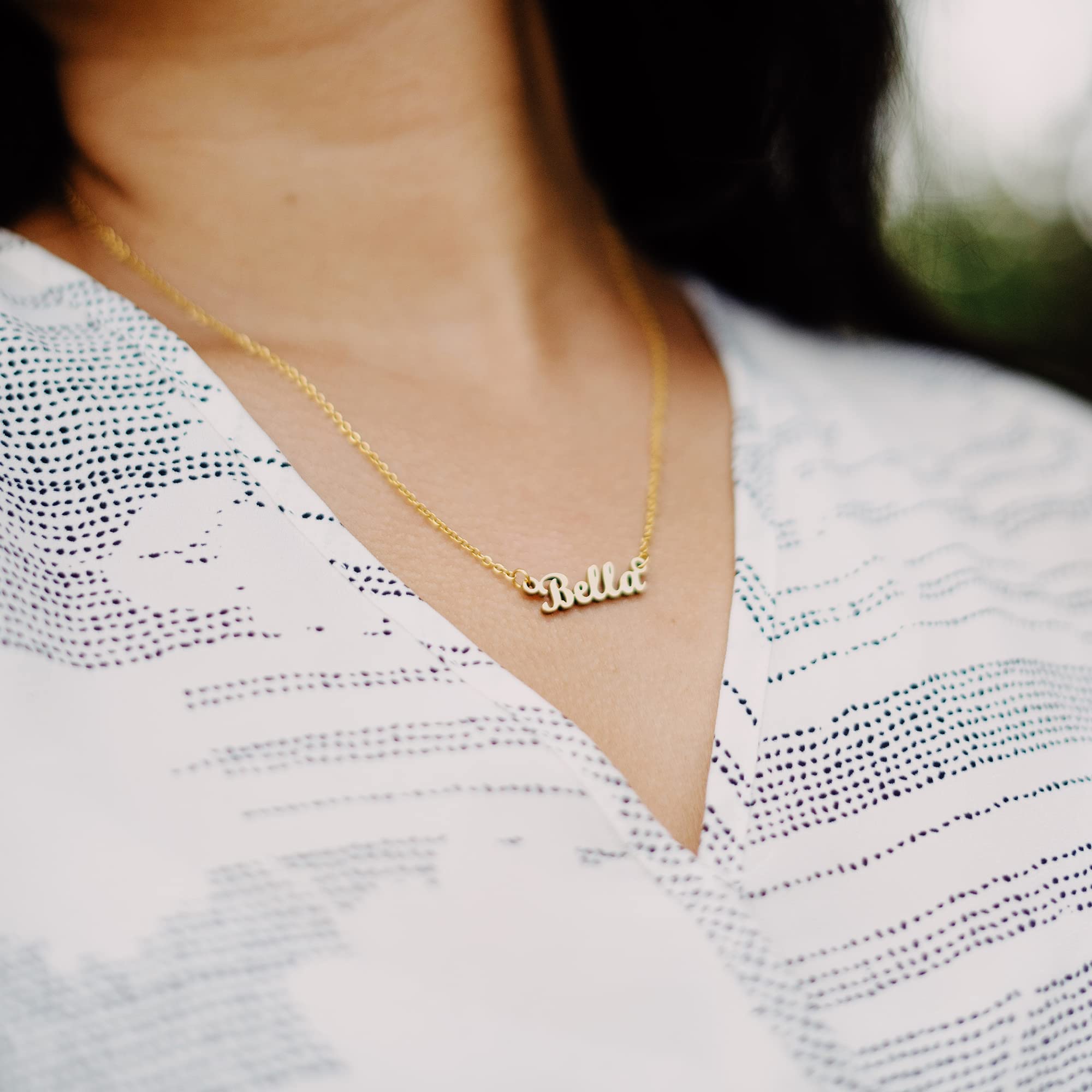Personalized Gold Plated Name Necklace for Women - Custom Nameplate Jewelry Gift for Girls, Mom, Wife - Perfect for Birthdays, Anniversaries & Special Occasions