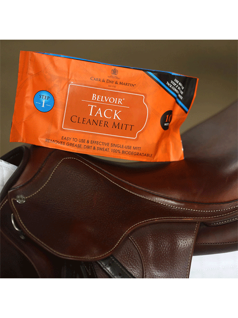Carr Day & Martin Horse Tack Cleaning Mitts – Soft & Durable Grooming Gloves for Leather Saddles, Bridles & Riding Equipment – Perfect for Equestrian Care & Stable Maintenance