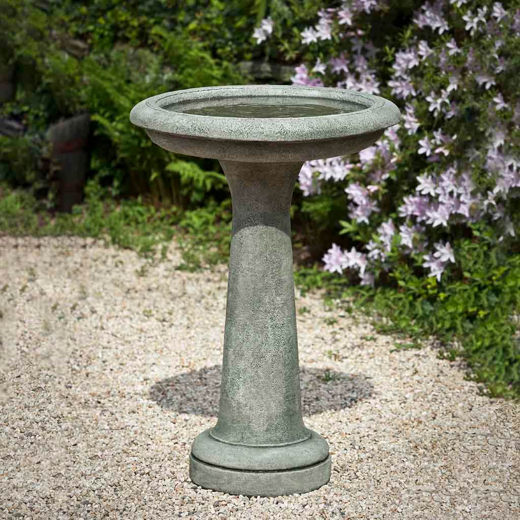 Campania International Essential Birdbath - Classic Garden Decoration for Outdoor Bird Watching & Backyard Wildlife Habitat