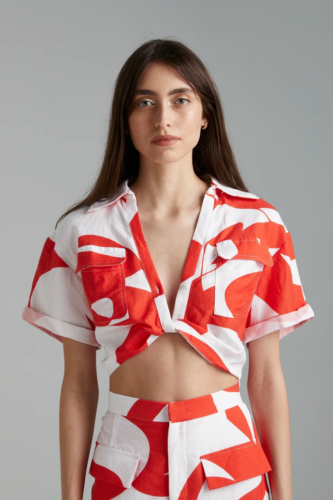 Cropped Linen Twist Shirt - Sailor's Delight - Stylish Summer Top for Women, Beach Outfits & Casual Wear