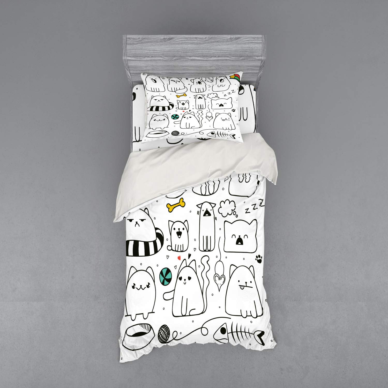 Ambesonne Cartoon Duvet Cover Set - Hand Drawn Sketchy Funny Cats with Toys & Colorful Shapes | 3-Piece Bedding Set with Sham & Fitted Sheet | Twin Size Multicolor | Perfect for Kids' Rooms, Teen Bedrooms & Cat Lovers