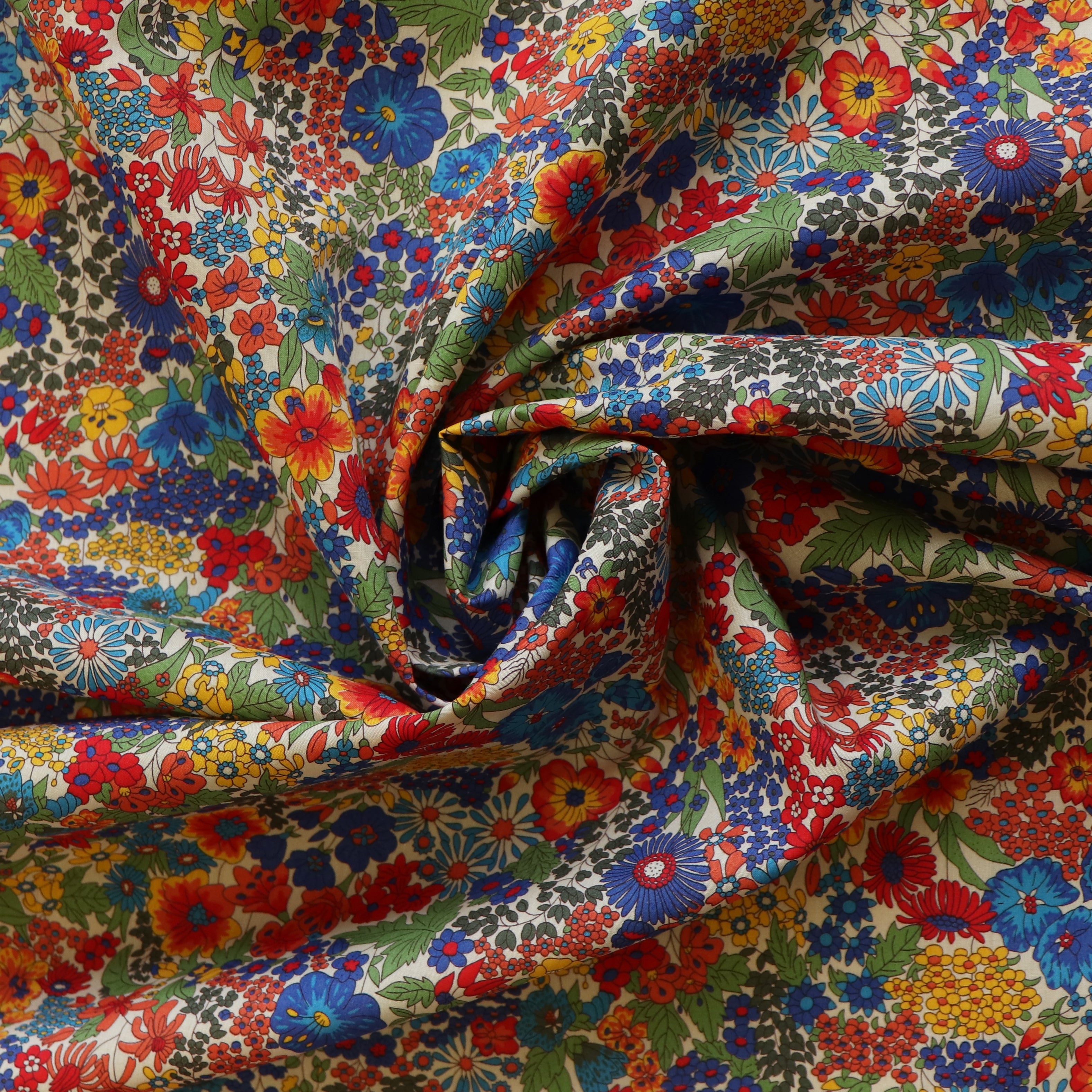 Liberty Fabrics Margaret Annie Tana Lawn™ Cotton - Premium Floral Printed Fabric for Dresses, Blouses & DIY Sewing Projects | Perfect for Spring & Summer Fashion